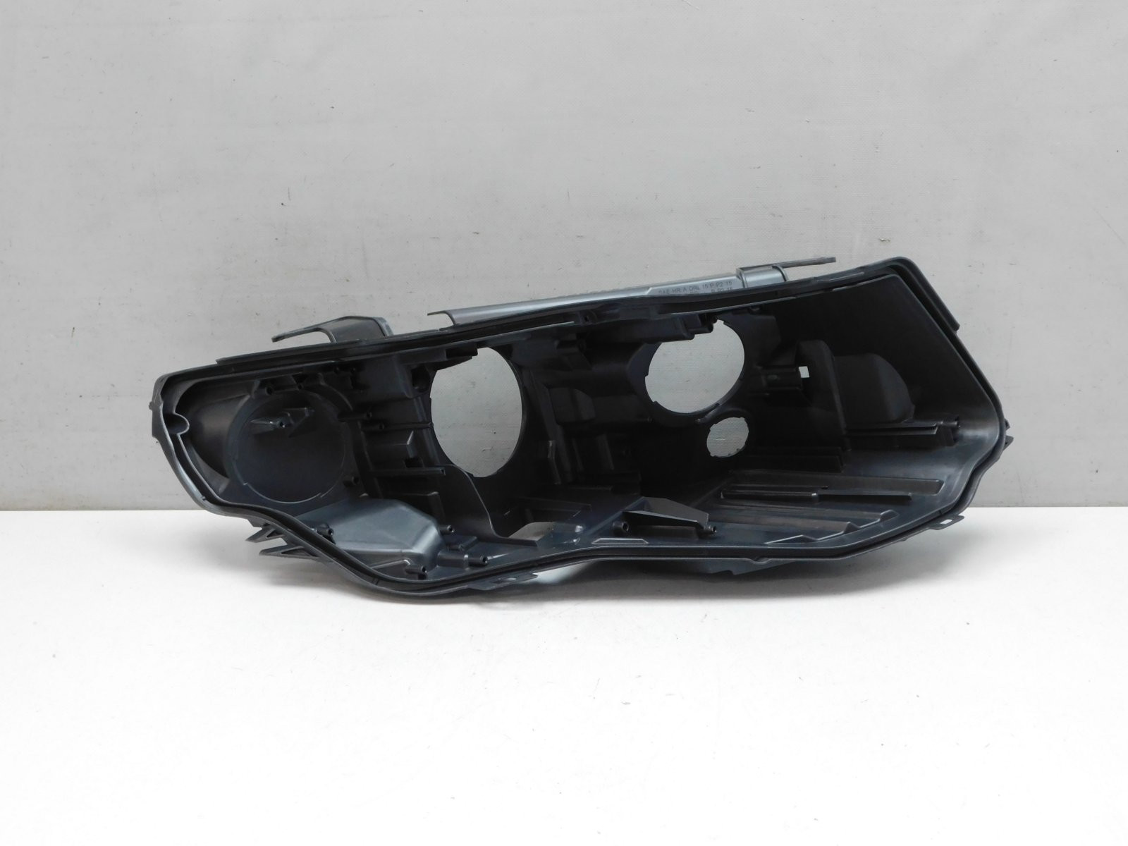 Корпус фары правой Land Rover Discovery Sport 2014>