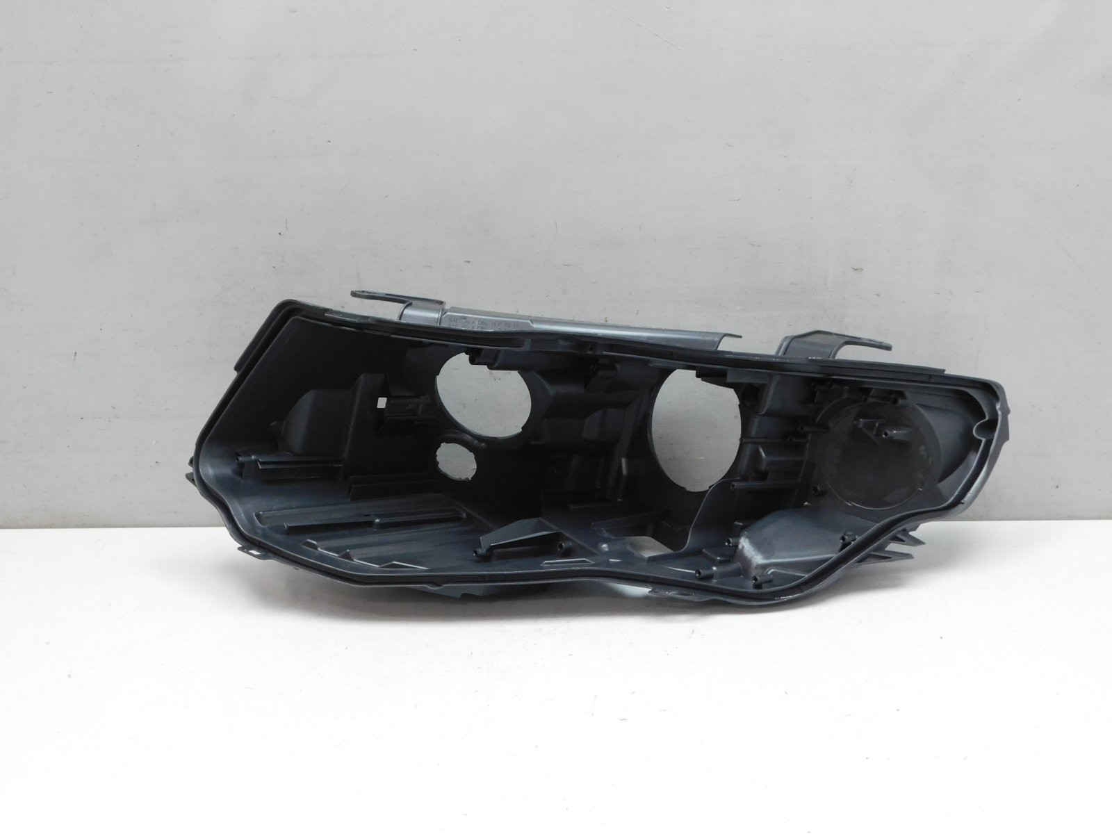 Корпус фары левой Land Rover Discovery Sport 2014>