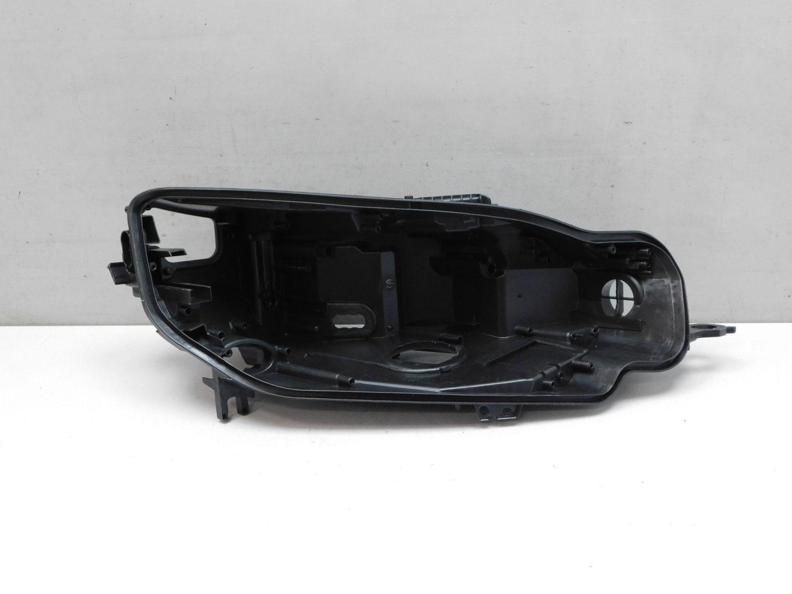 Корпус фары правой Audi A5/S5 2017>