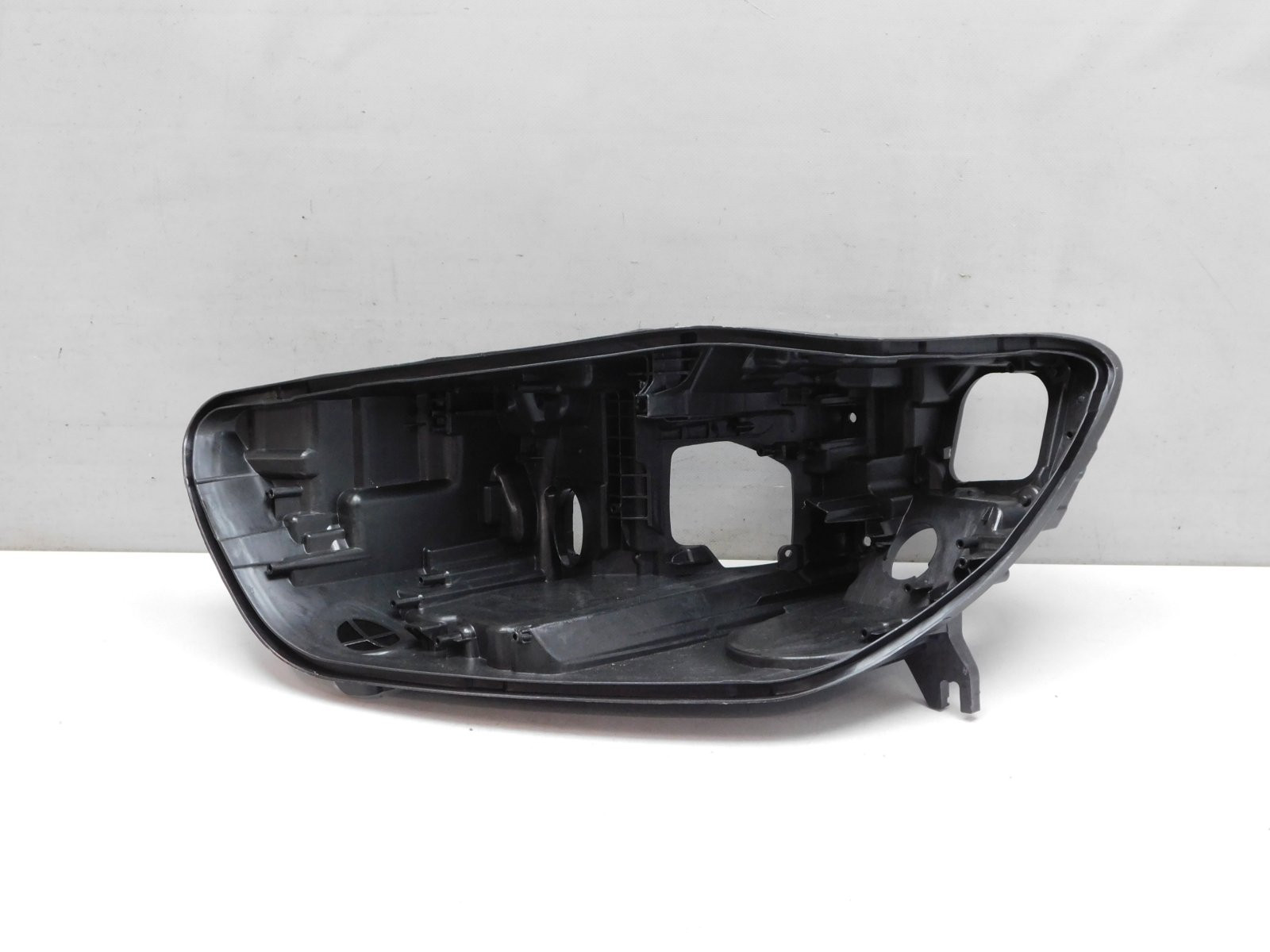 Корпус фары левой Audi A6 [C7,4G] 2011-2018