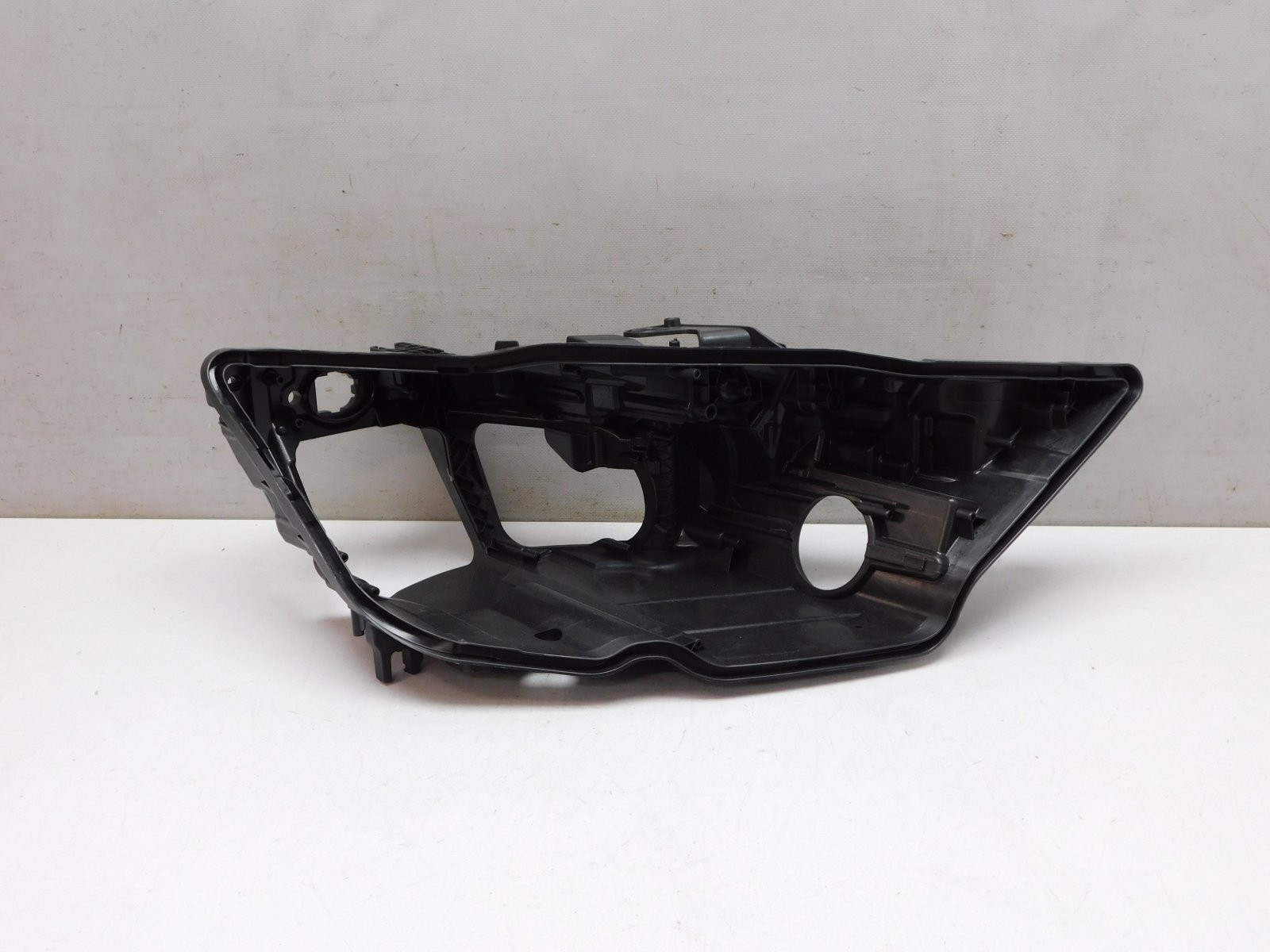 Корпус фары правой Audi A6 (C8,4K) 2018>