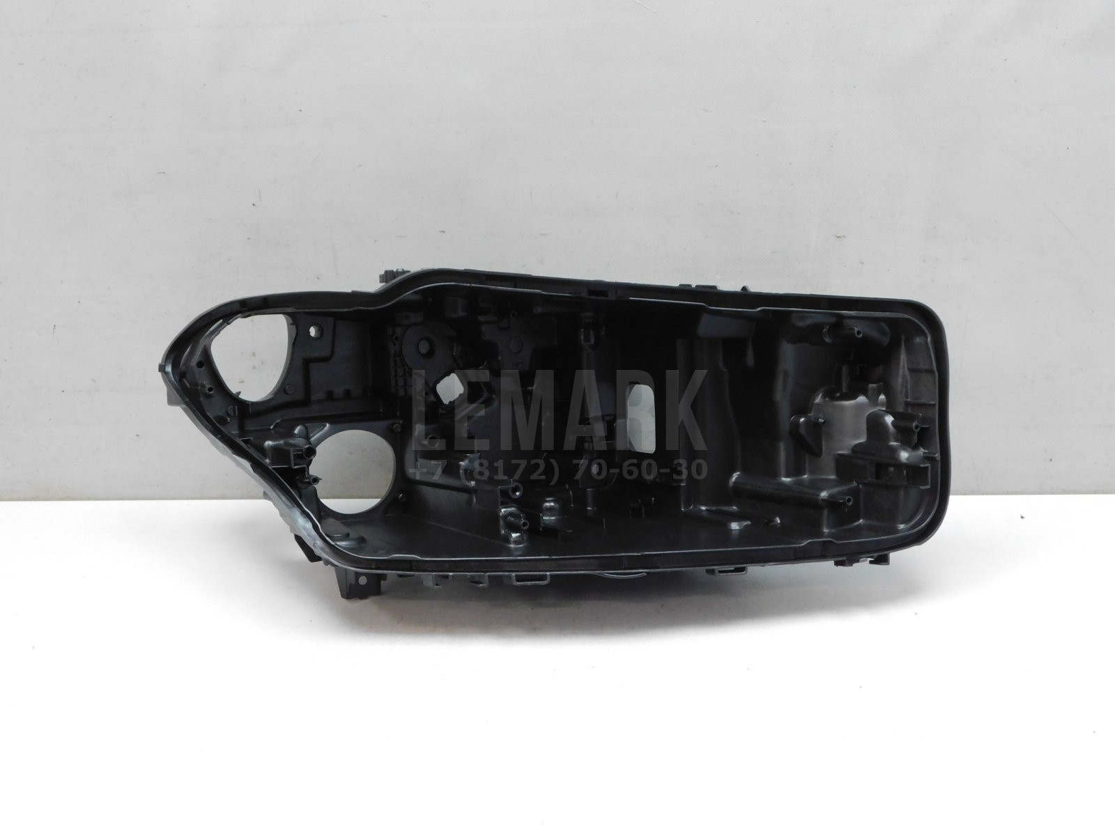 Корпус фары правой BMW 5-серия G30 2016> BMW 63119479268