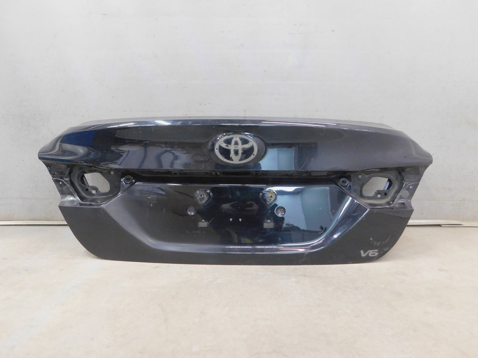 Крышка багажника Toyota Camry V70 2017>