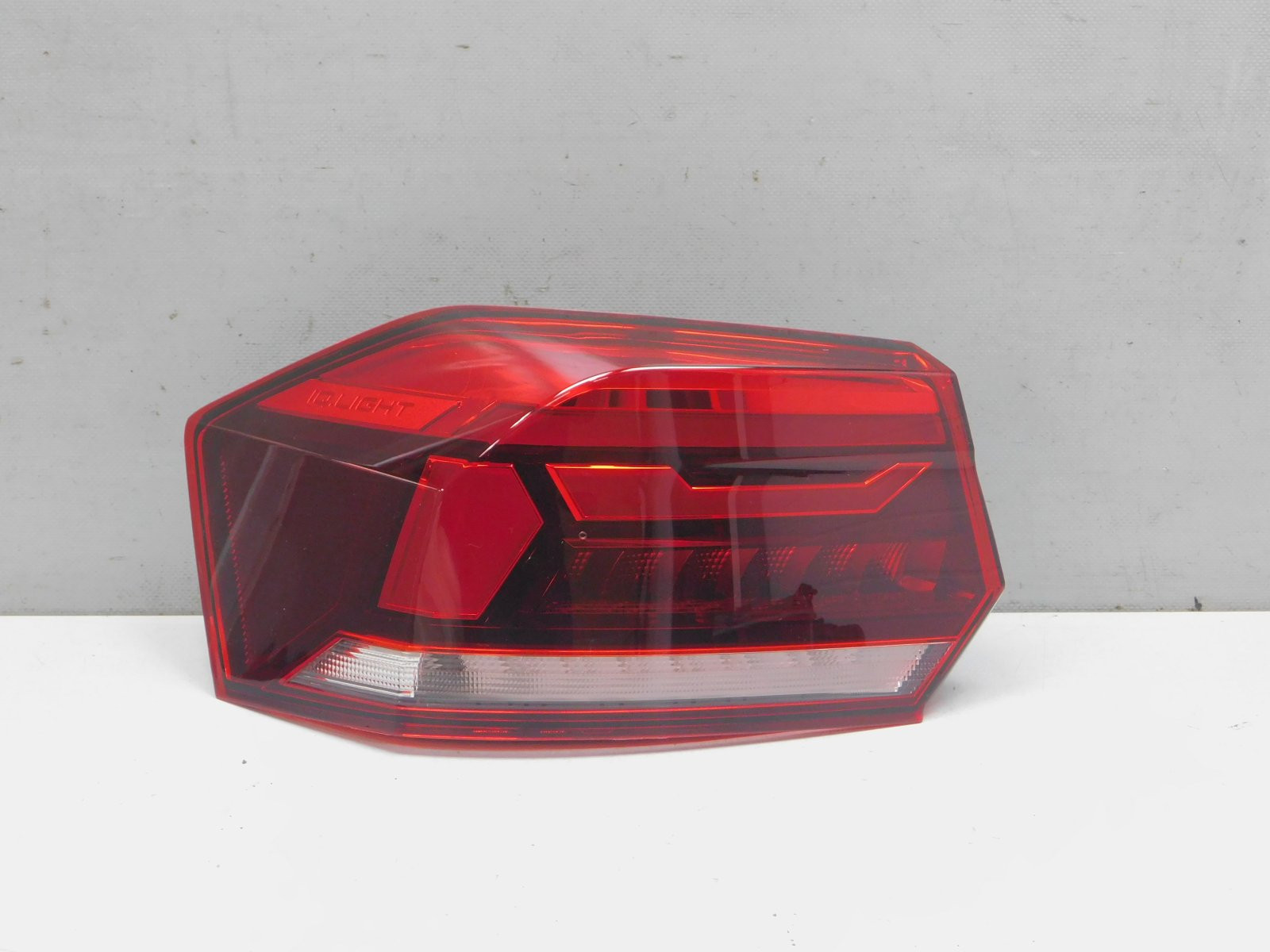 Фонарь задний наружный левый Volkswagen Polo (RUS) 2020>