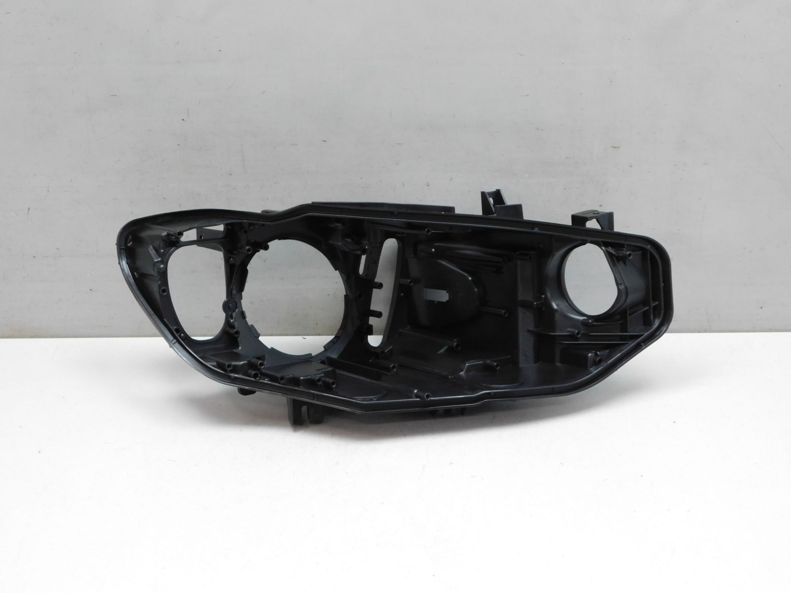 Корпус фары правой BMW 4-серия F32 2012>