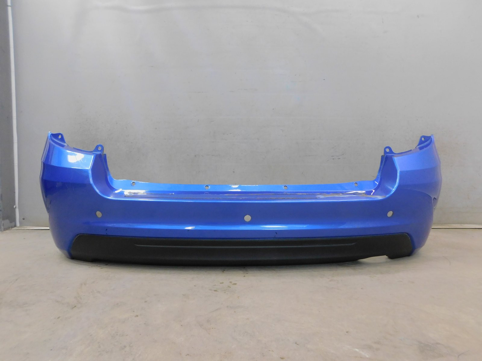 Бампер задний VAZ Lada Granta 2011>