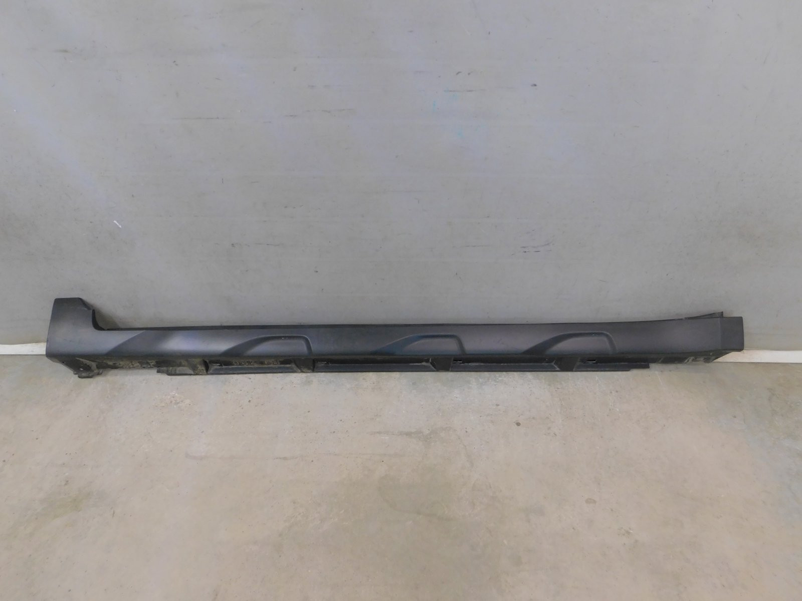 Накладка на порог Subaru Legacy Outback (B15) 2015>