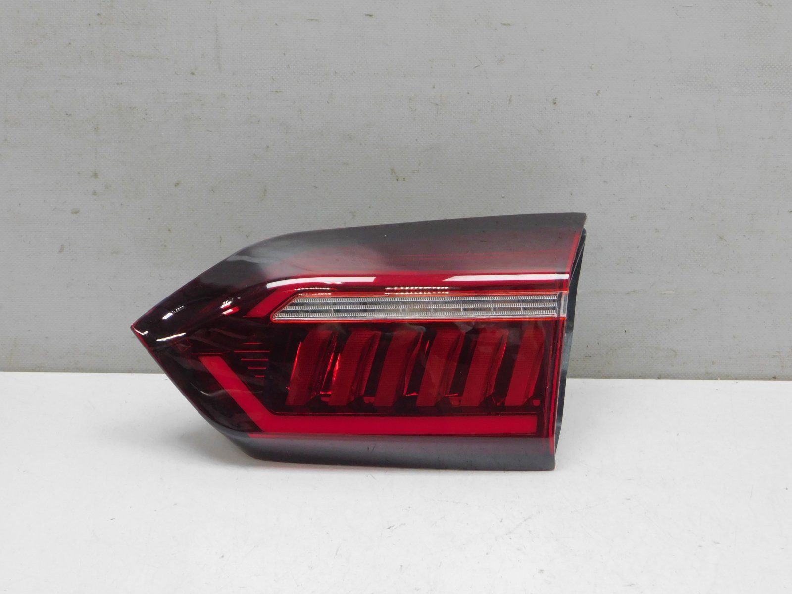 Фонарь задний внутренний правый Chery Tiggo 8 Pro 2021>