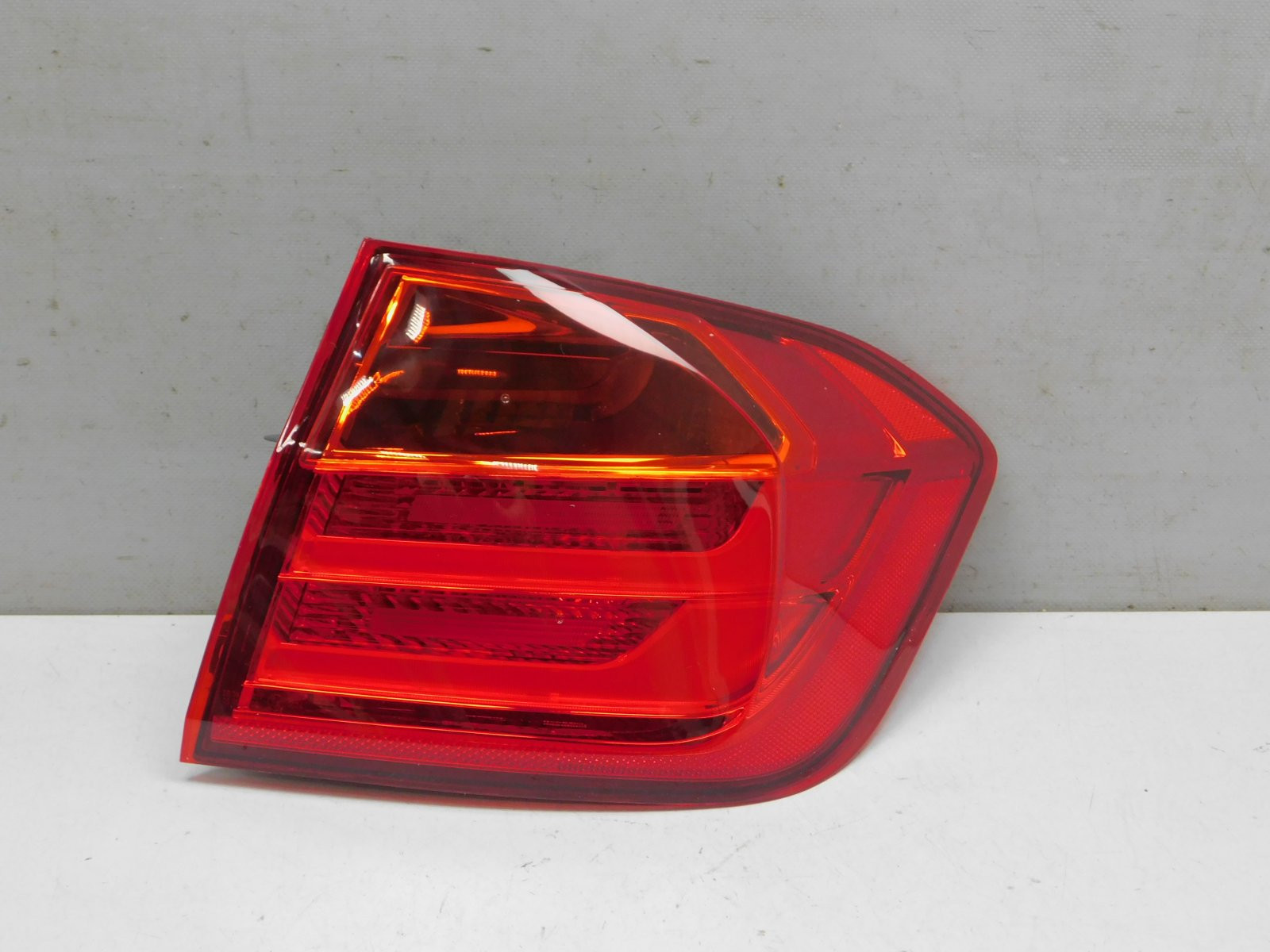 Фонарь задний наружный правый BMW 3-серия F30 2011>