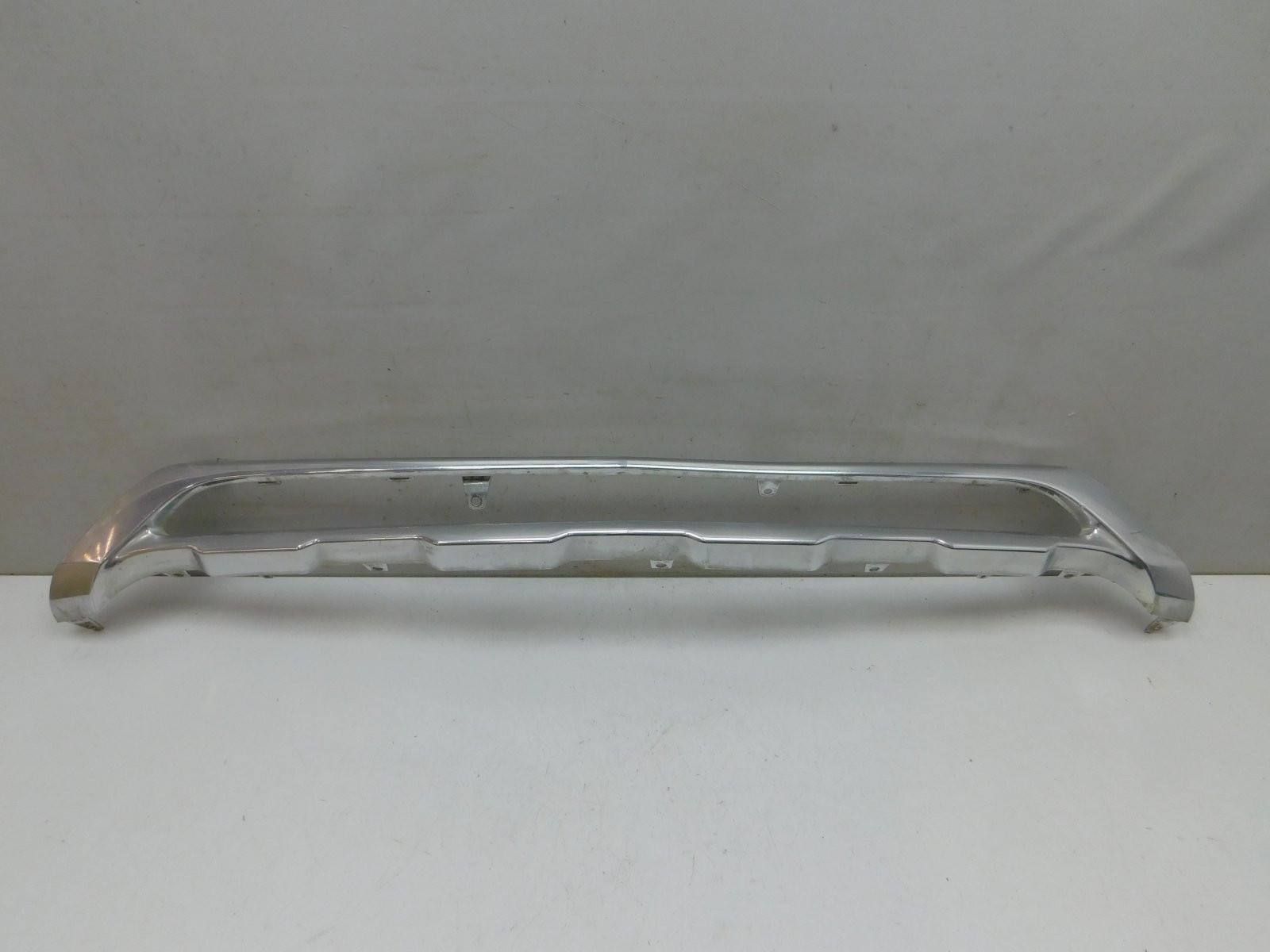 Молдинг переднего бампера Mercedes-Benz GLK-Klasse X204 2008>