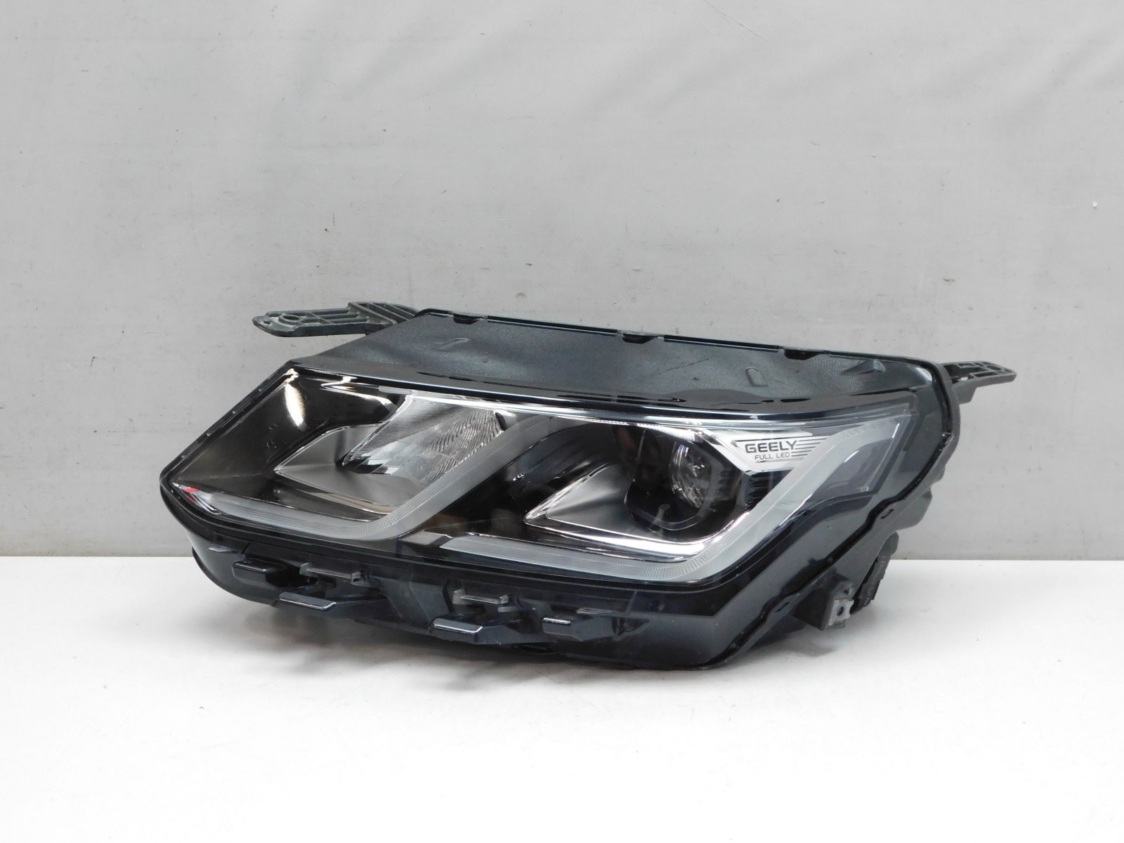 Фара левая Geely Coolray I 2020>