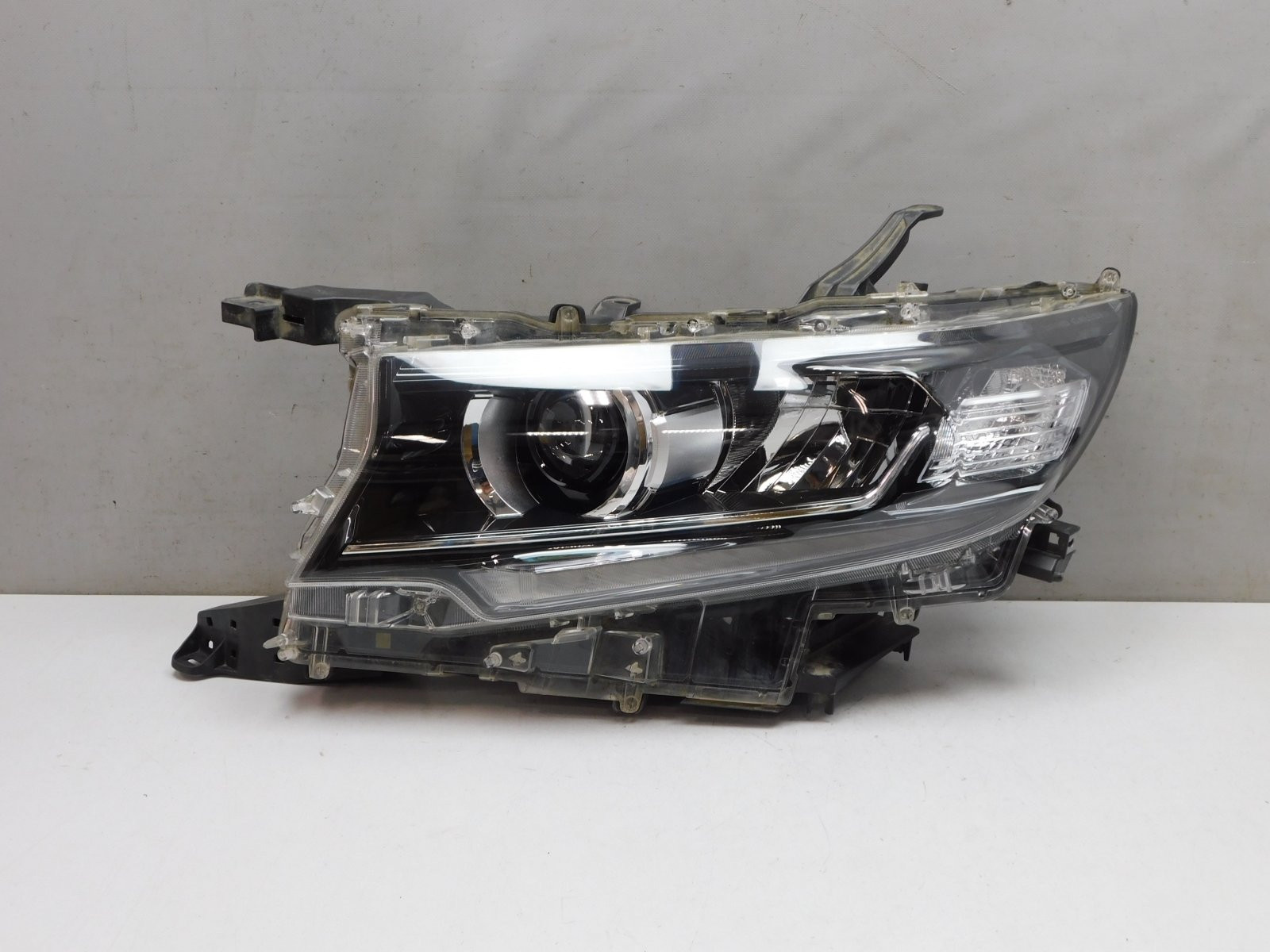 Фара левая Toyota Land Cruiser (150)/Prado 2009>