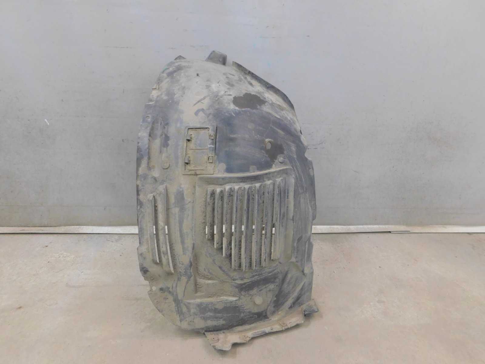 Локер передний правый Mercedes-Benz GLE W167 2018>