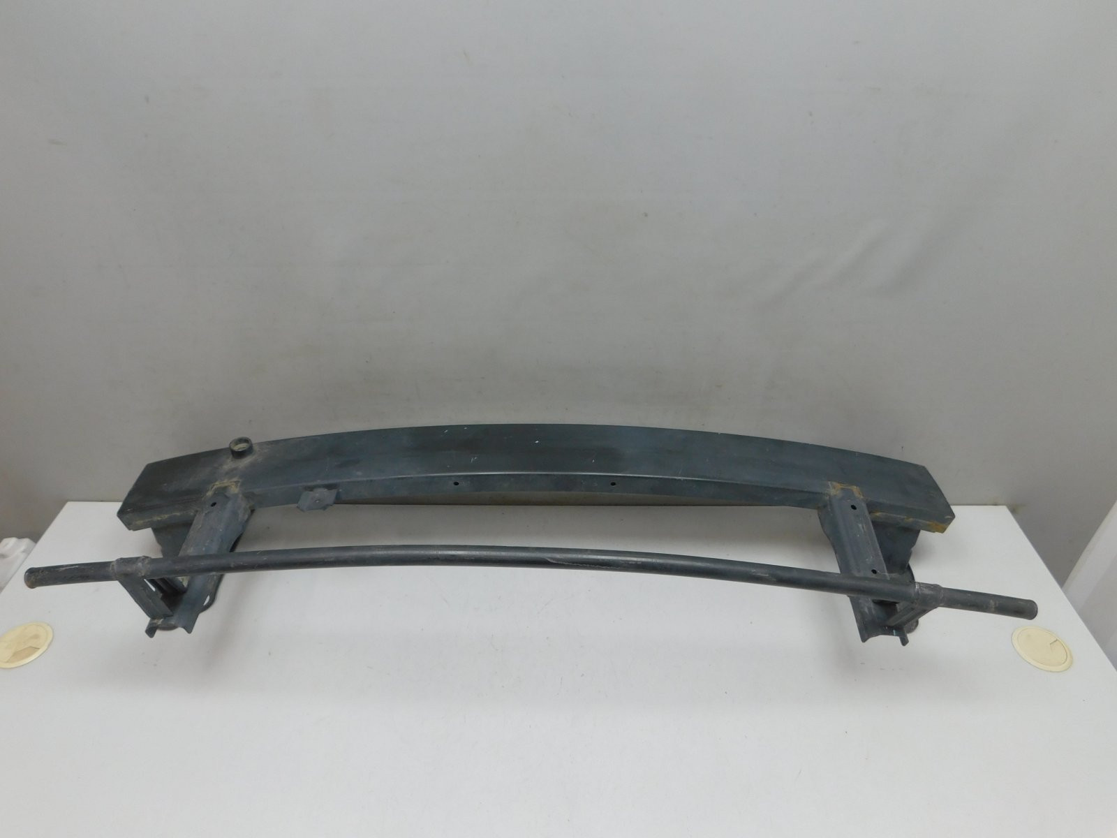 Усилитель переднего бампера Kia Rio 2017>