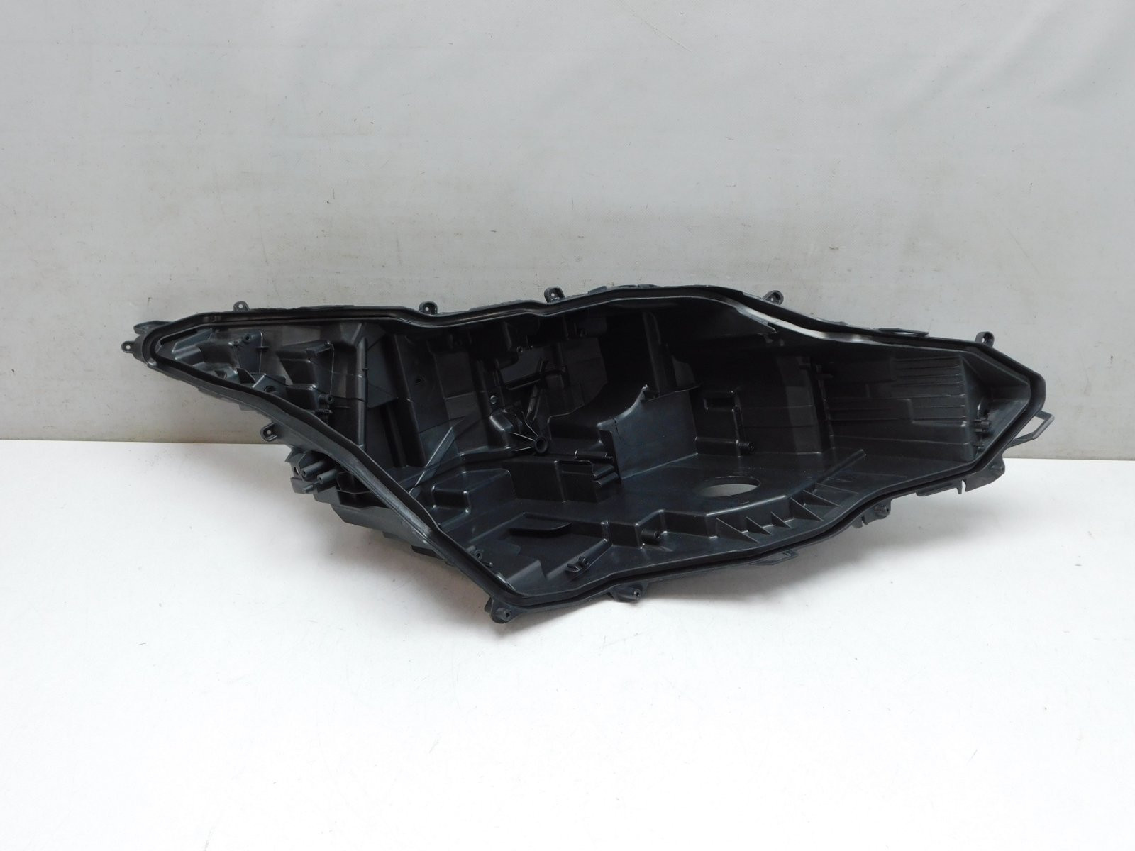 Корпус фары правой Lexus RX IV 2015>