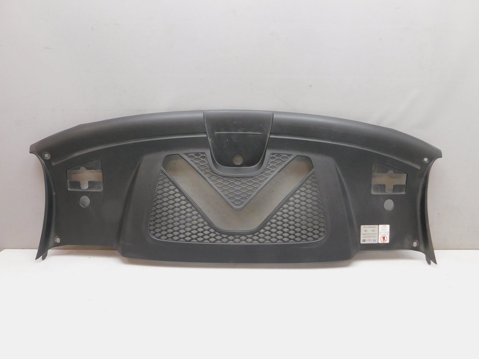 Кожух замка капота Porsche Macan 2014>