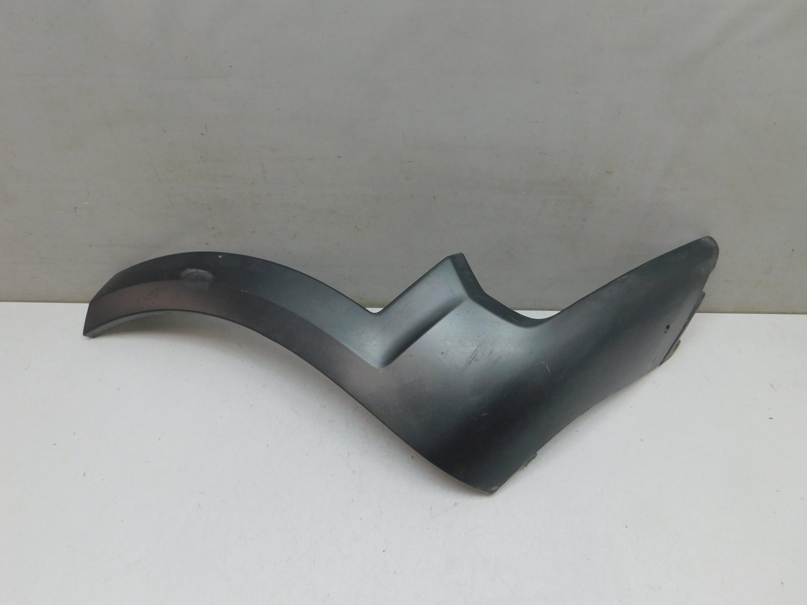 Накладка переднего бампера Volvo V90 Cross Country 2017>