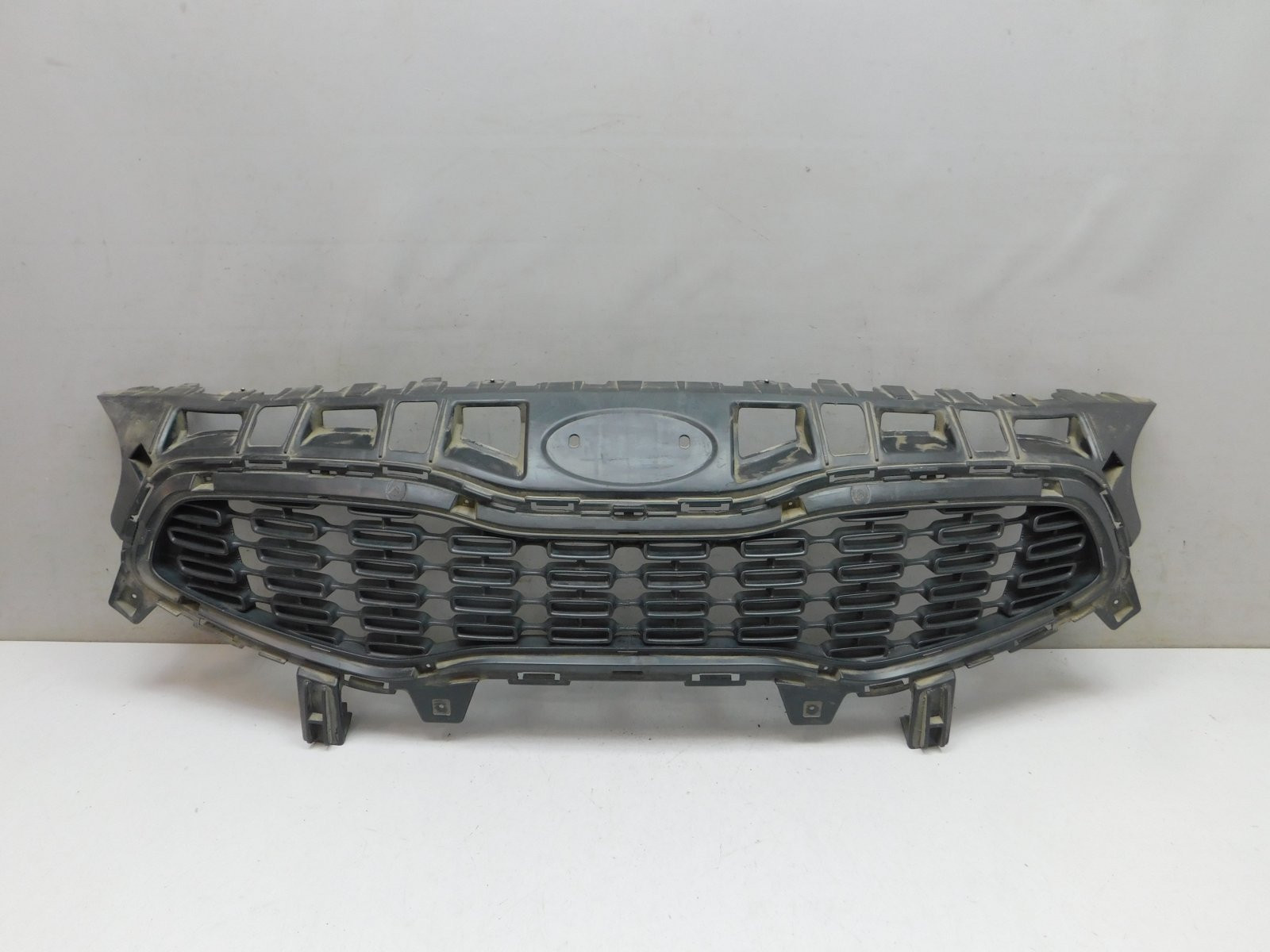 Решетка радиатора Kia Ceed 2012-2018