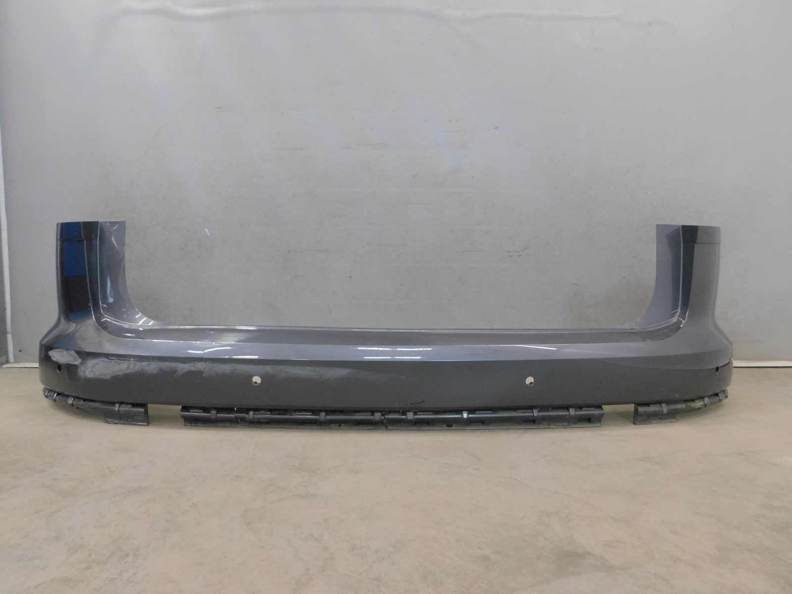 Бампер задний Volkswagen Touareg 2018>