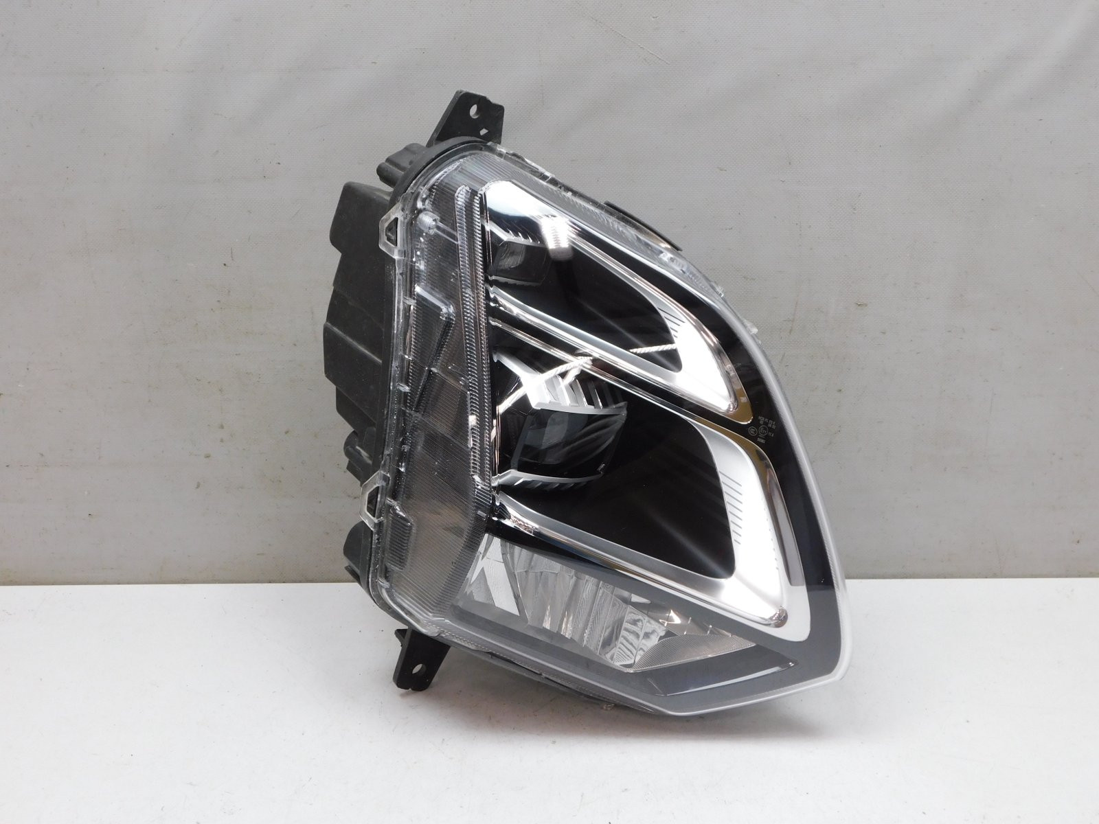 Фара правая Omoda C5 2022>