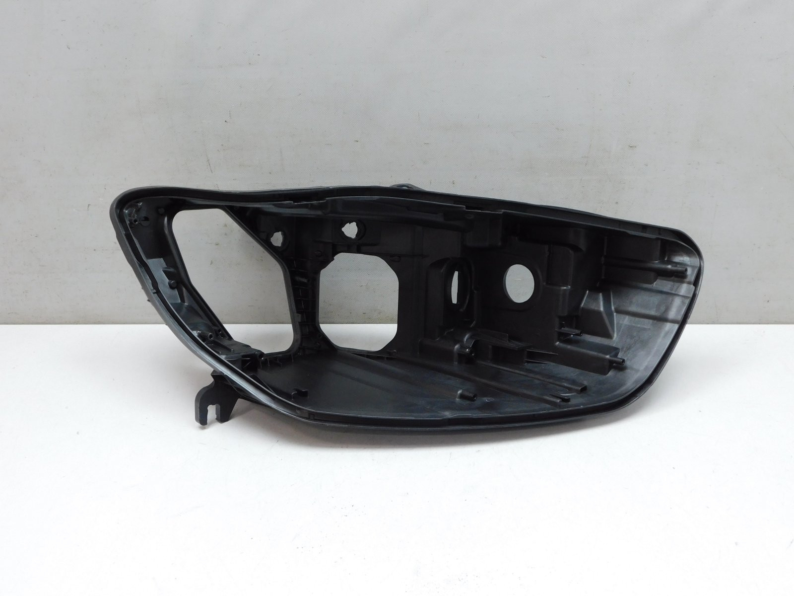 Корпус фары правой Audi A6 [C7,4G] 2011-2018