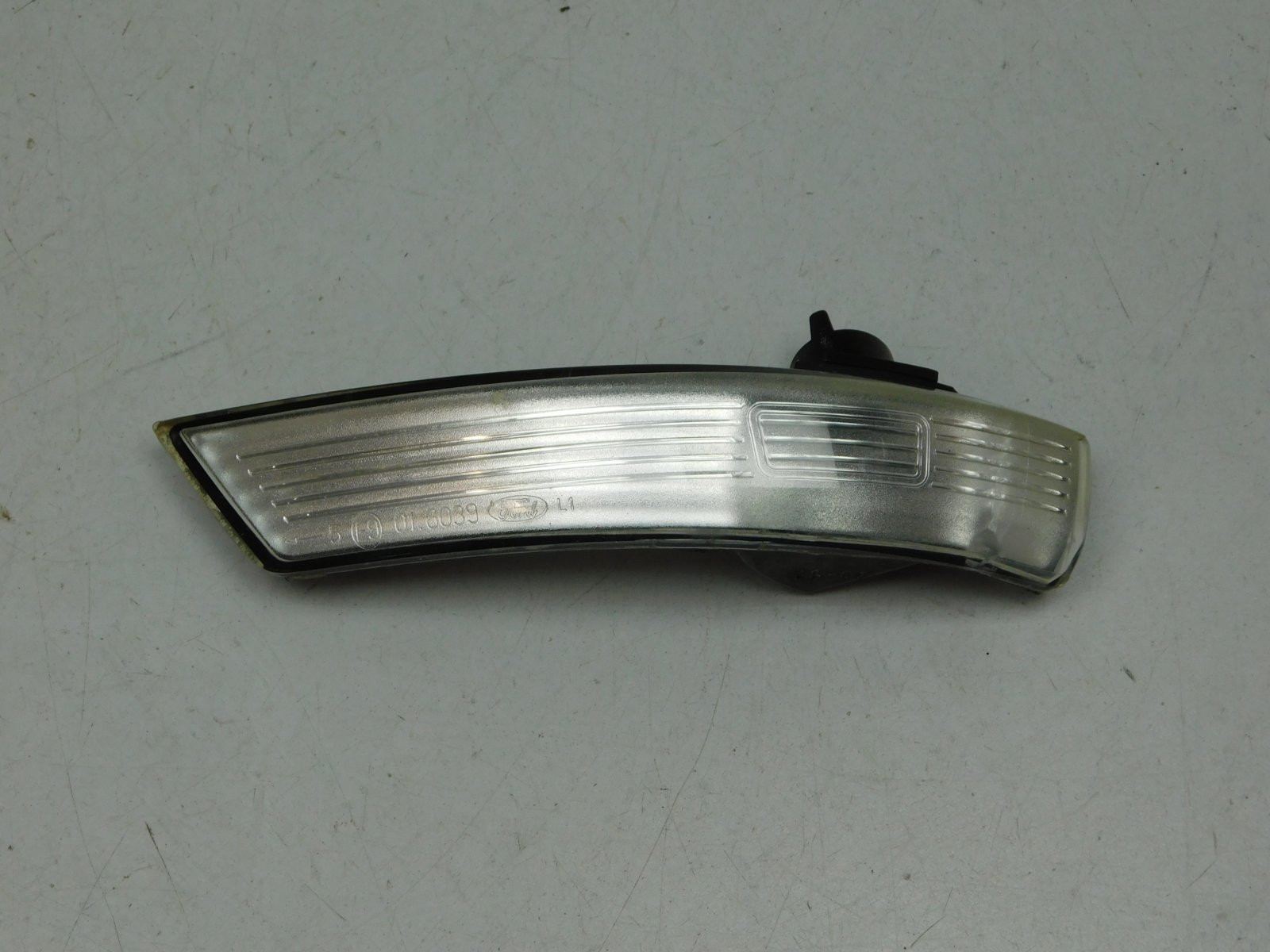 Повторитель указателя поворота Ford Focus III 2011>