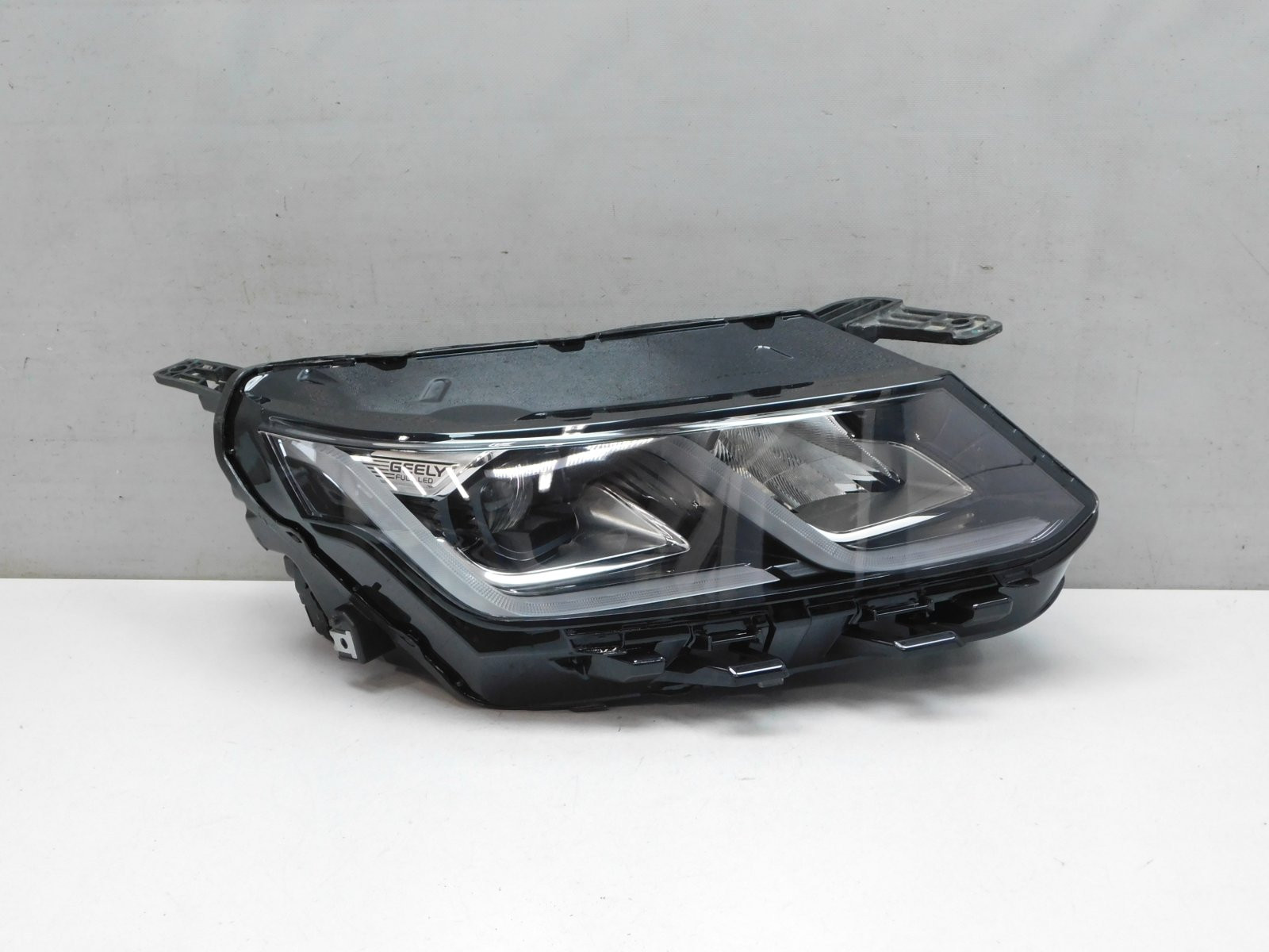 Фара правая Geely Coolray I 2020>
