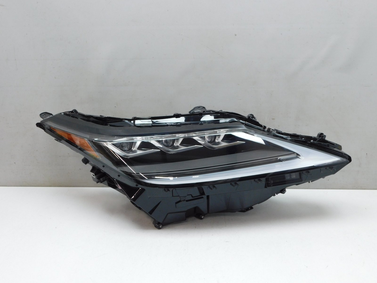 Фара правая Lexus RX IV 2015>