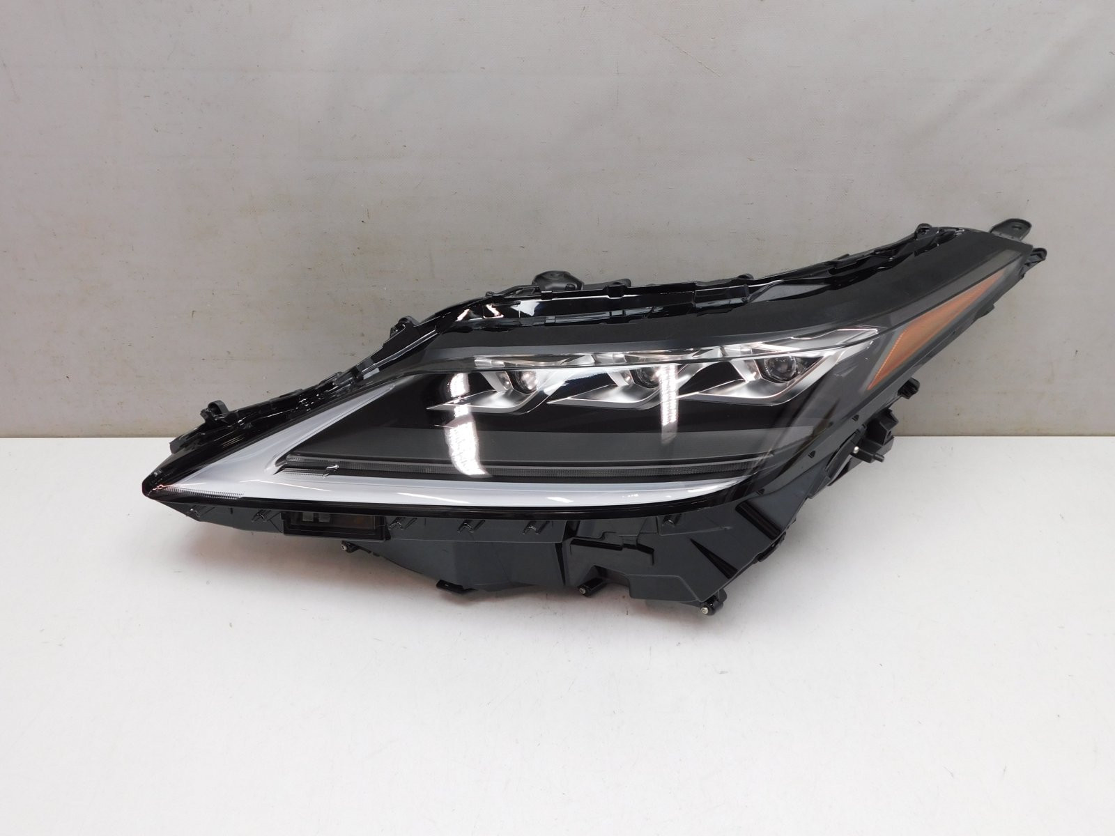 Фара левая Lexus RX IV 2015>