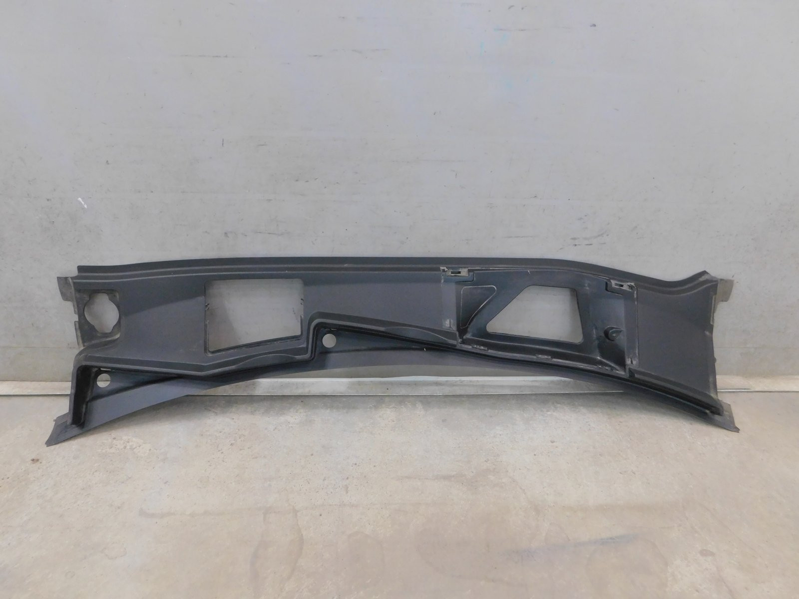 Решетка стеклооч. (планка под ло Audi Q7 [4M] 2015>