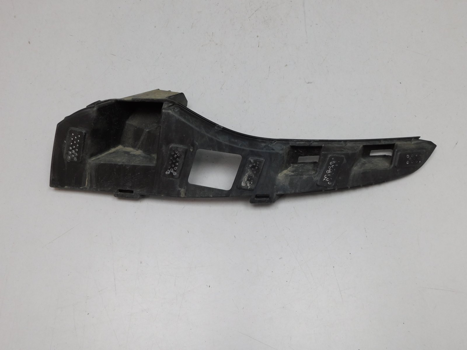 Кронштейн переднего бампера Renault Arkana 2019>