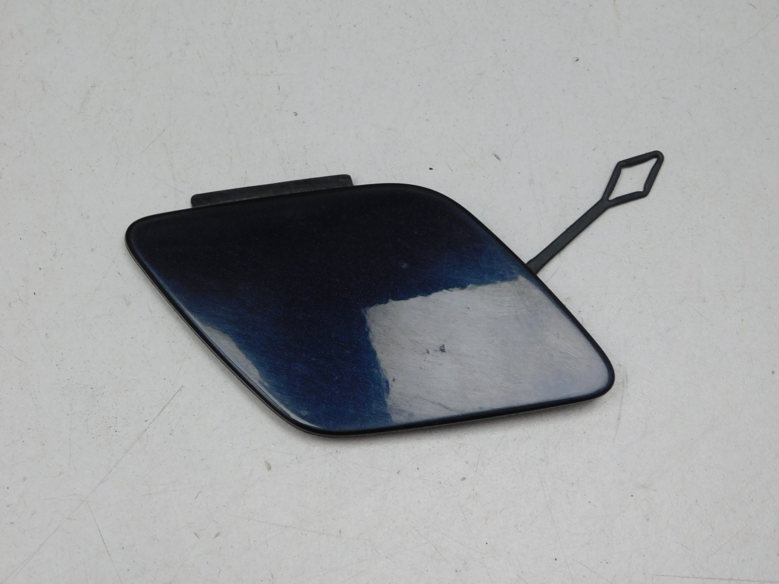 Заглушка буксировочного крюка BMW 5-серия G30 2016>