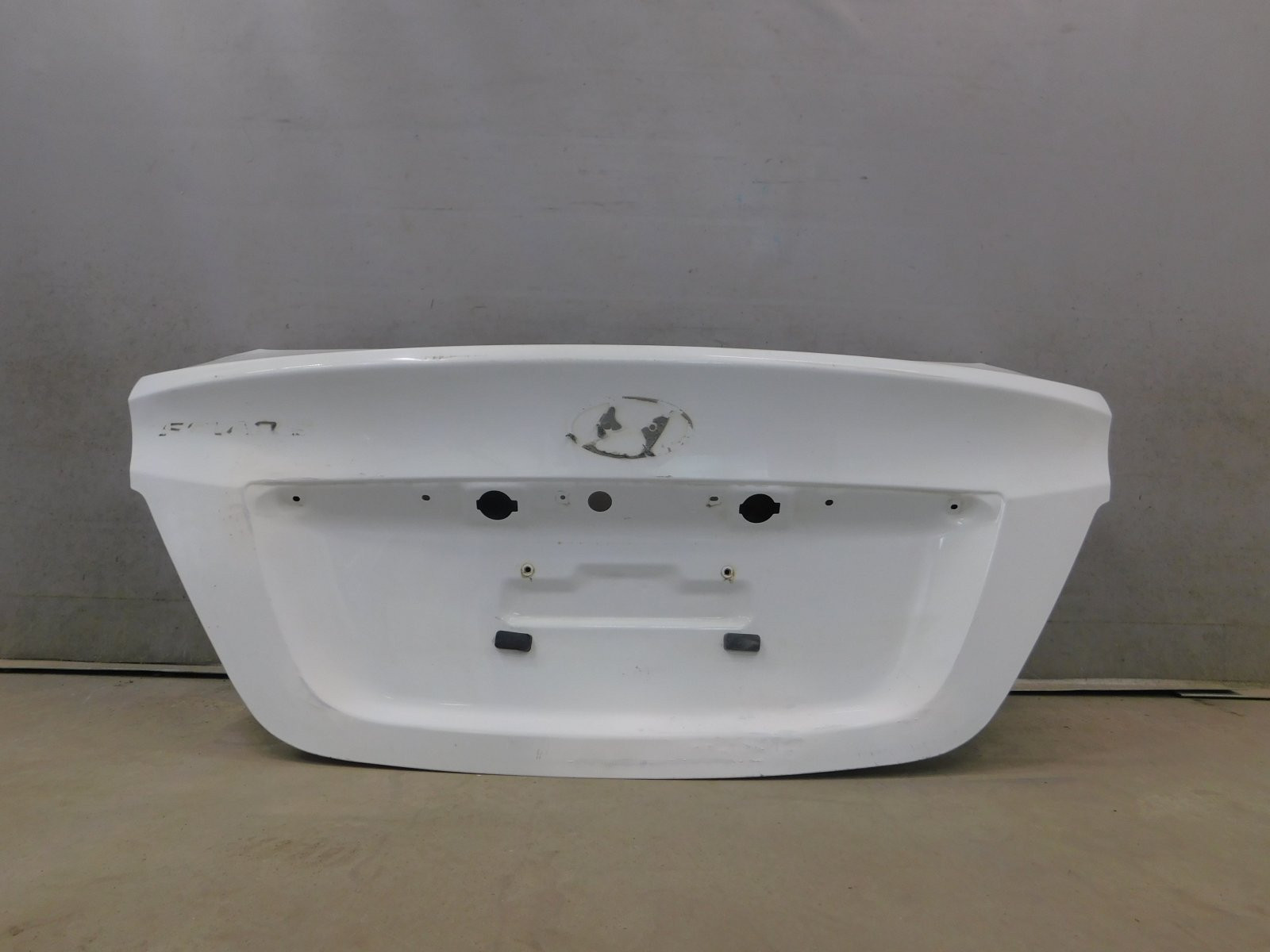 Крышка багажника Hyundai Solaris 2010-2017