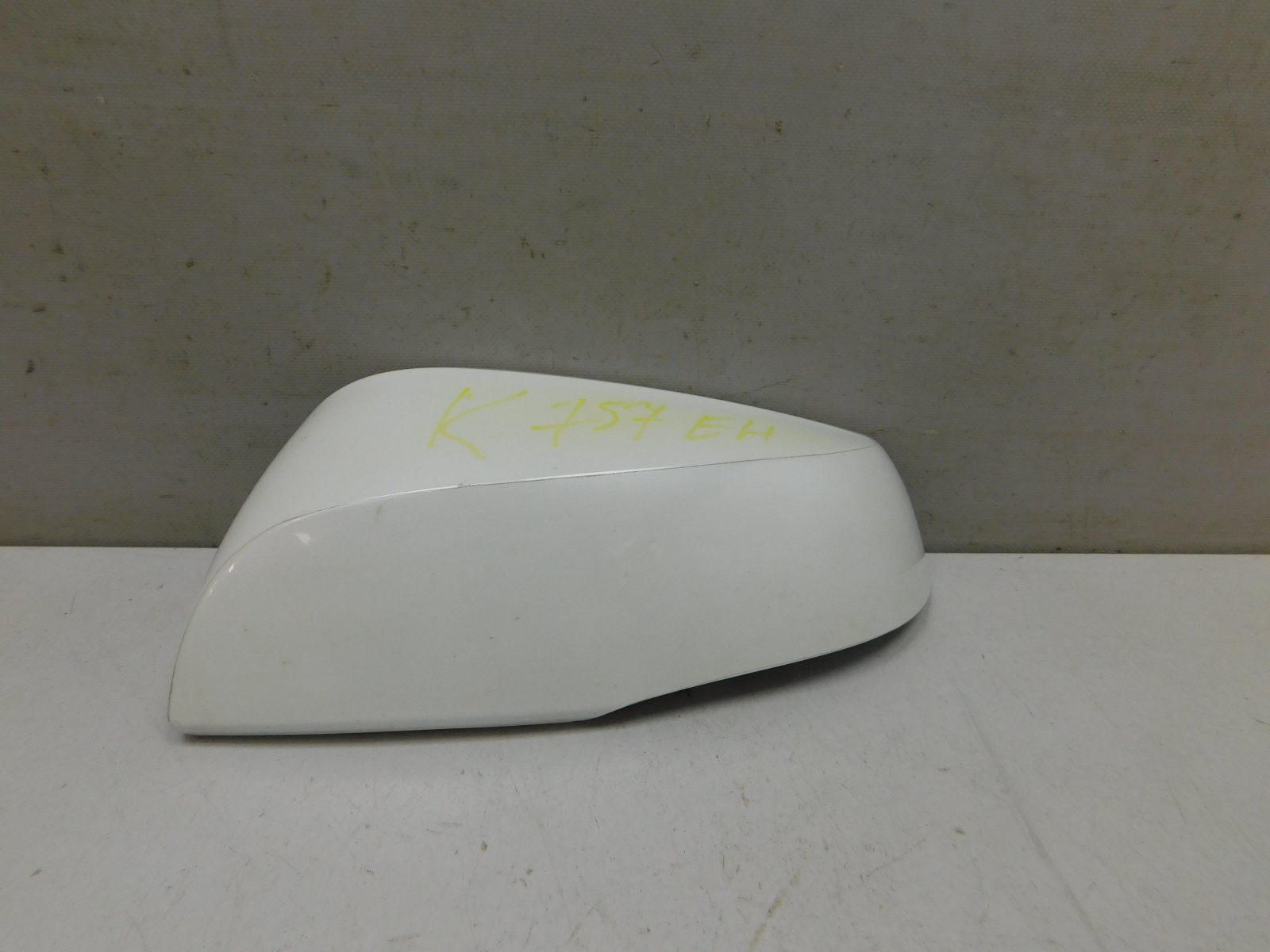 Накладка зеркала левого Toyota RAV 4 2019>