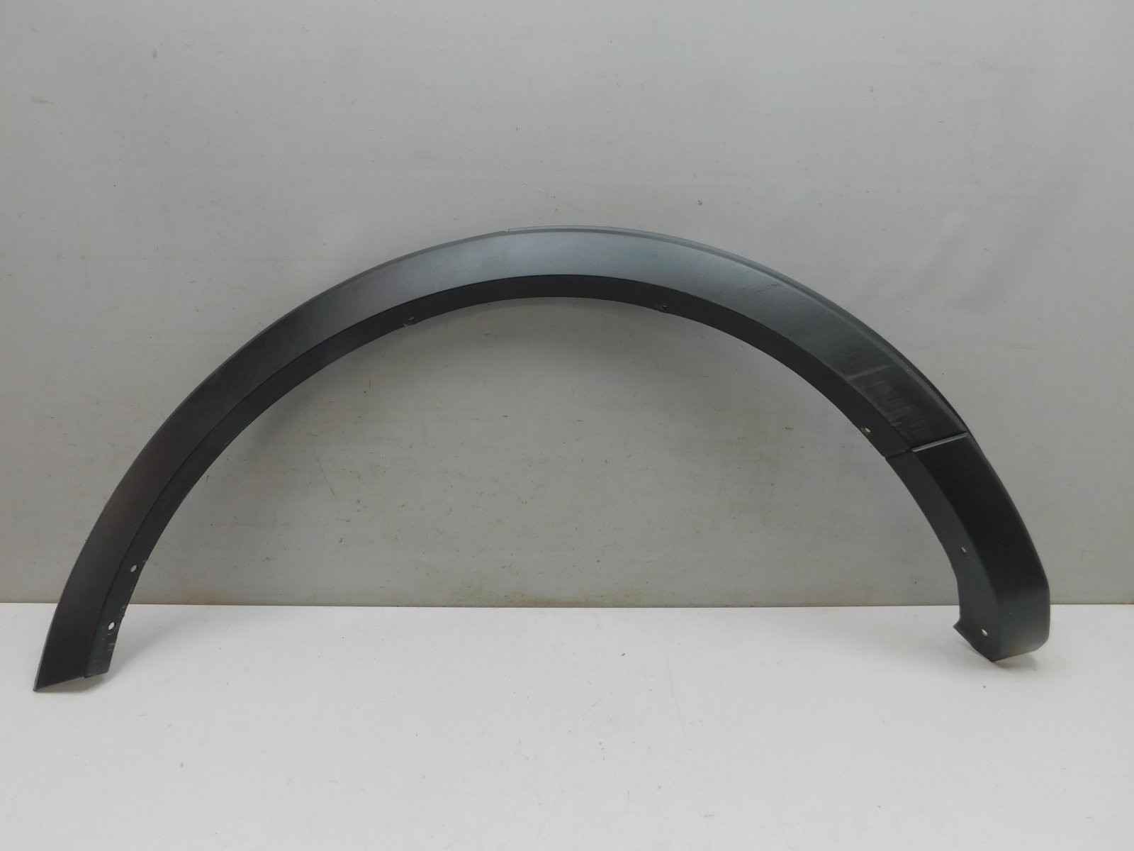 Накладка крыла заднего  правого Ford Explorer V 2010>