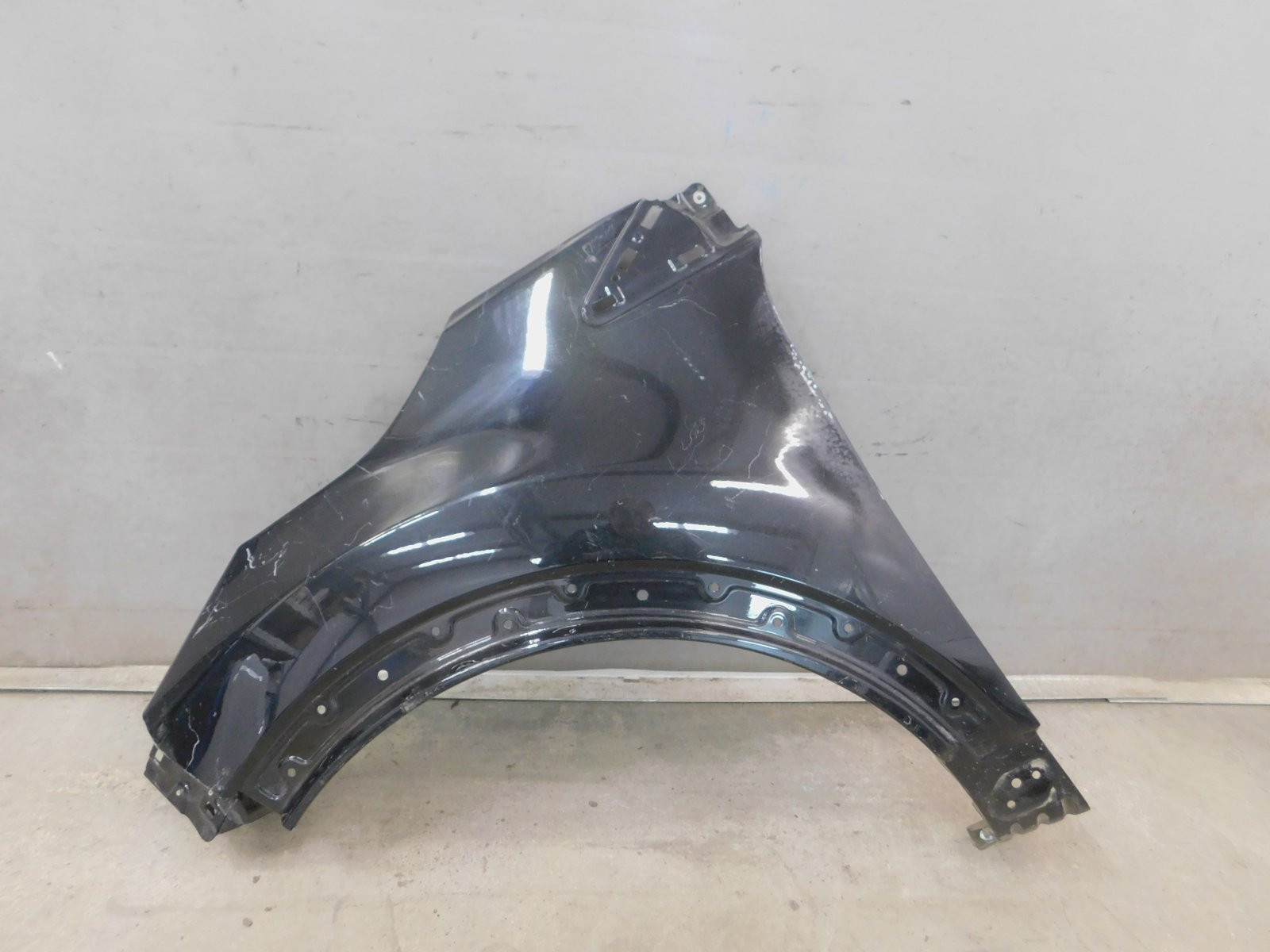 Крыло переднее левое Renault Kaptur 2016>