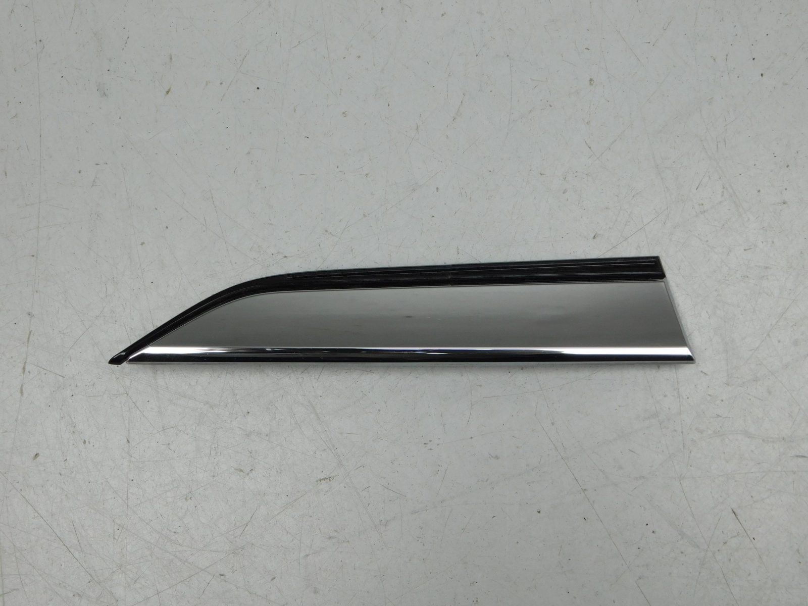 Молдинг двери передней правой Audi A5/S5 2017>