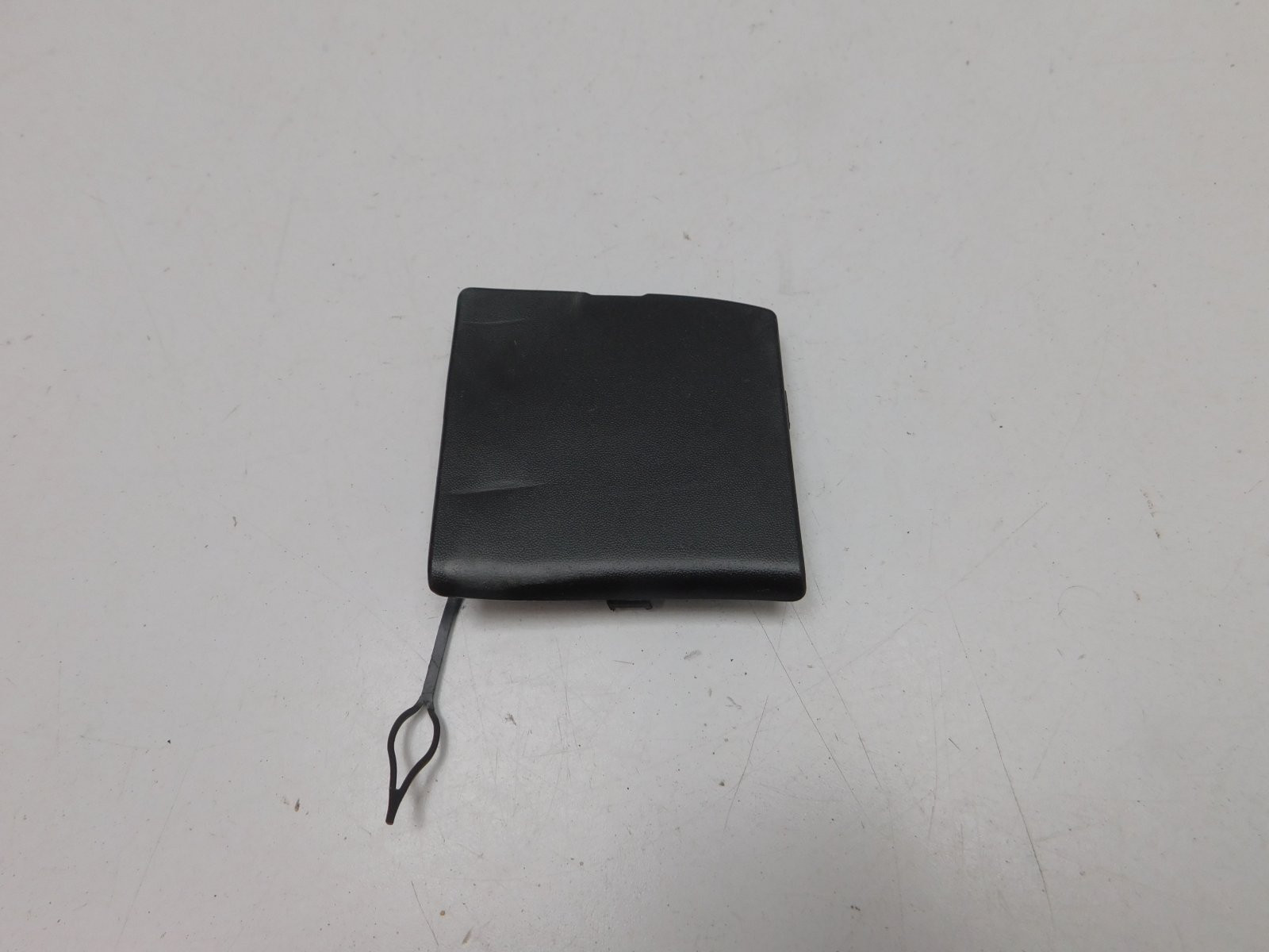 Заглушка буксировочного крюка Nissan Qashqai (J11) 2014>