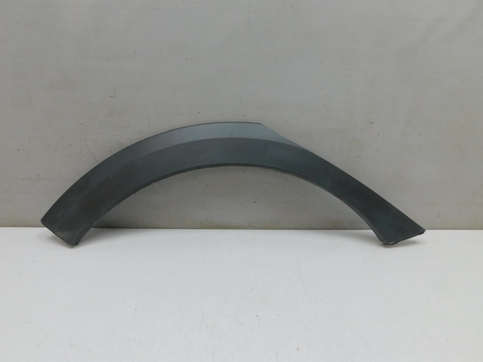Накладка крыла заднего  правого Kia Rio 2017>