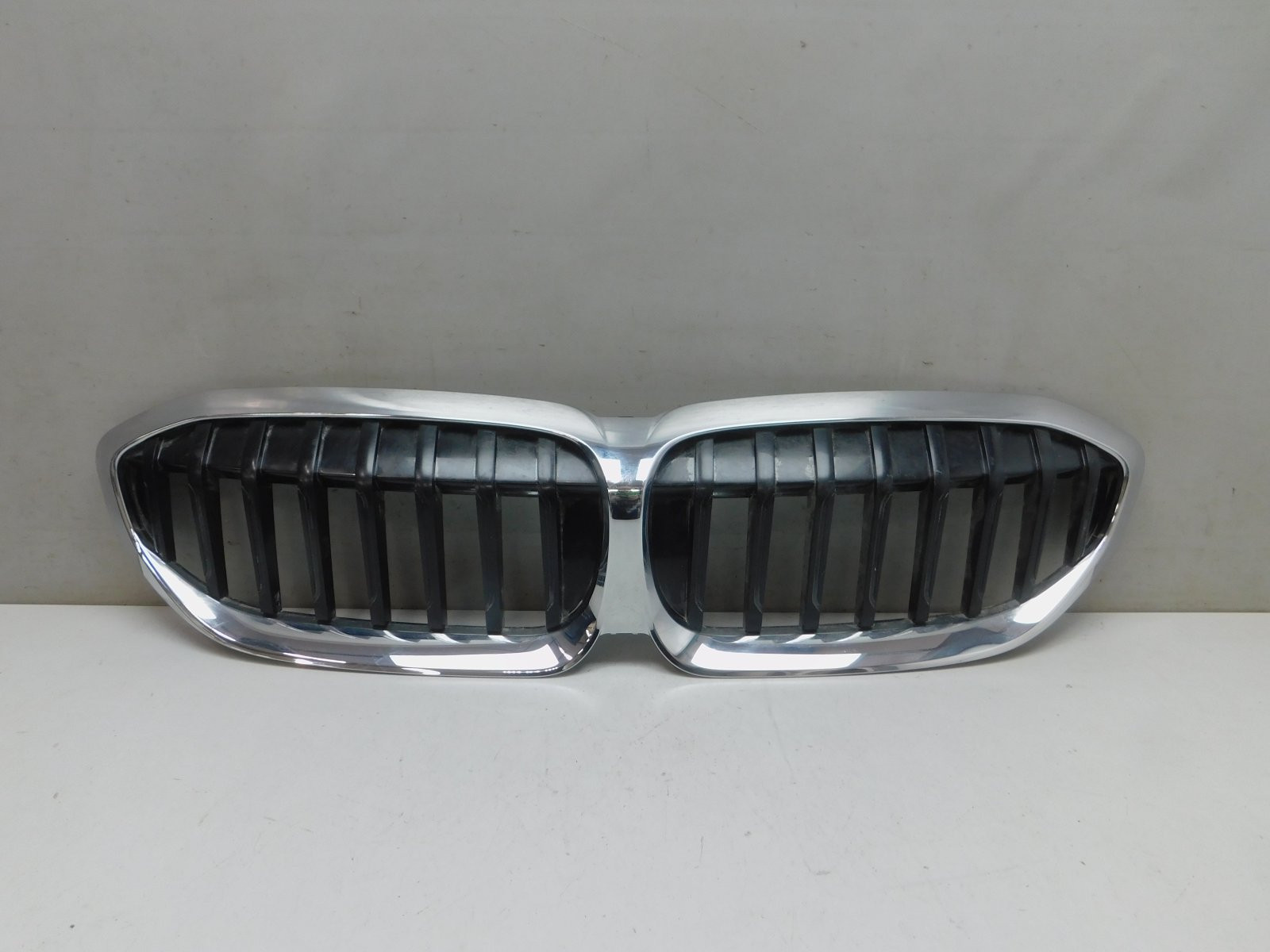 Решетка радиатора BMW 3-серия G20 2018>