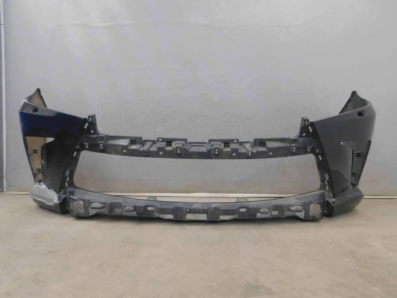 Бампер передний Lexus LX 570 (URJ200) 2007>