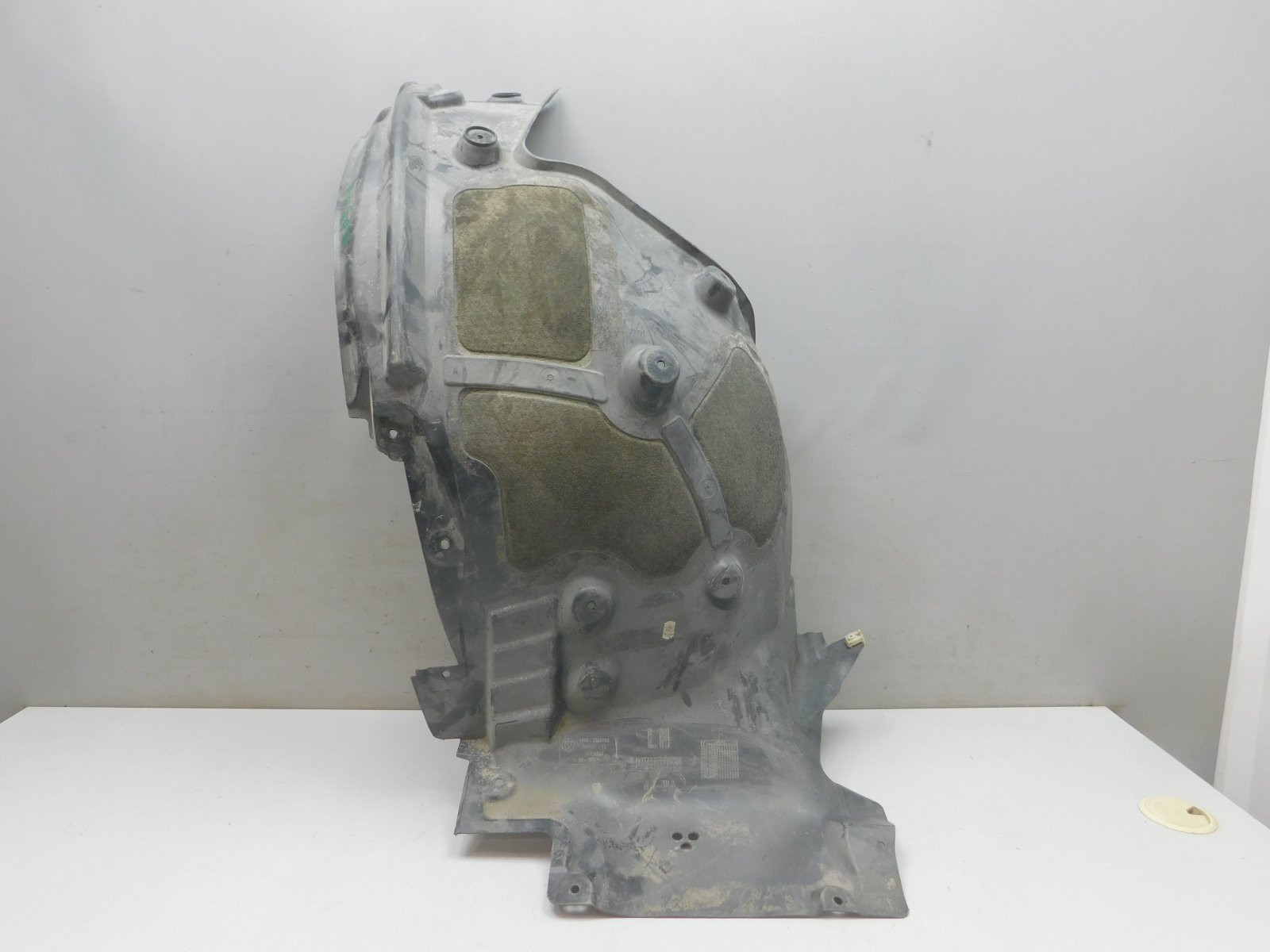 Локер передний левый BMW 5-серия G30 2016>