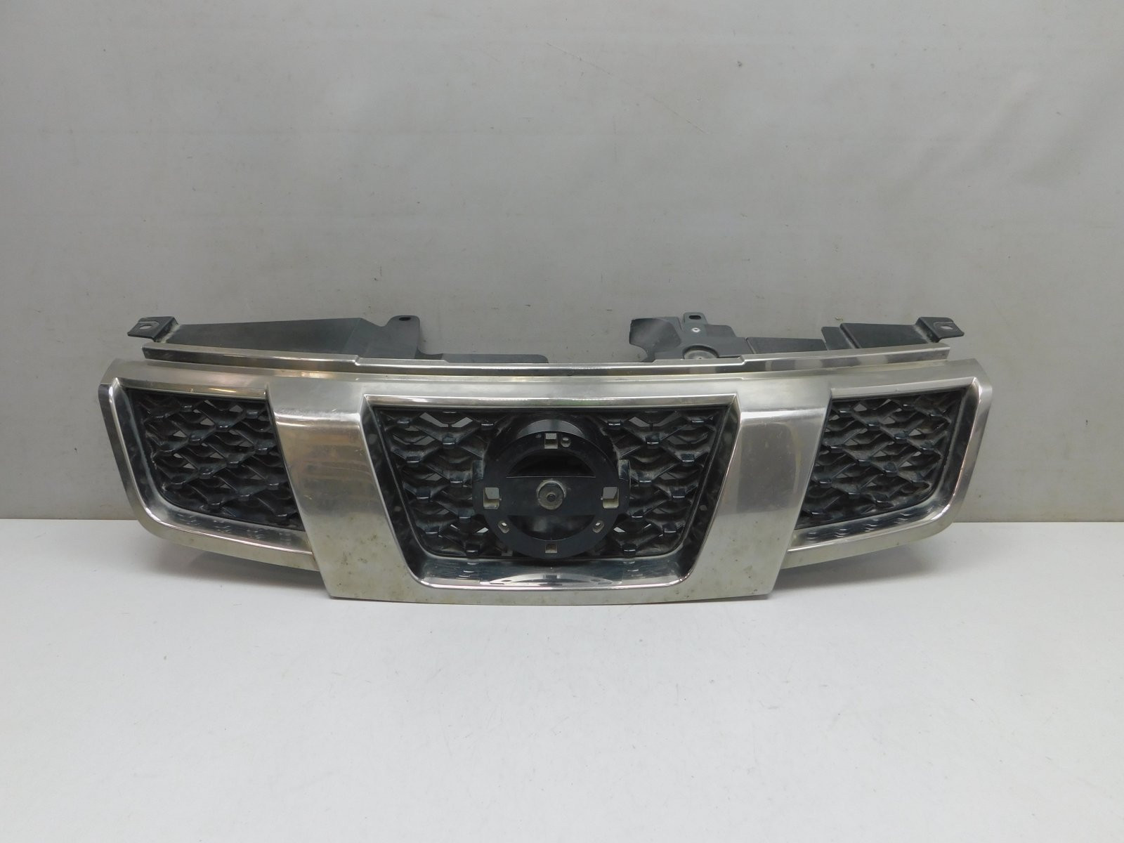 Решетка радиатора Nissan X-Trail (T31) 2007-2014