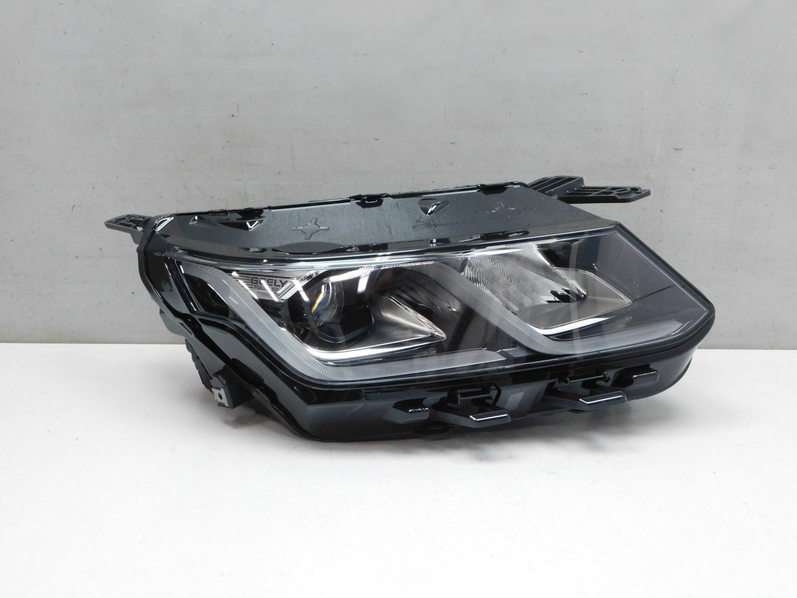 Фара правая Geely Coolray I 2020>
