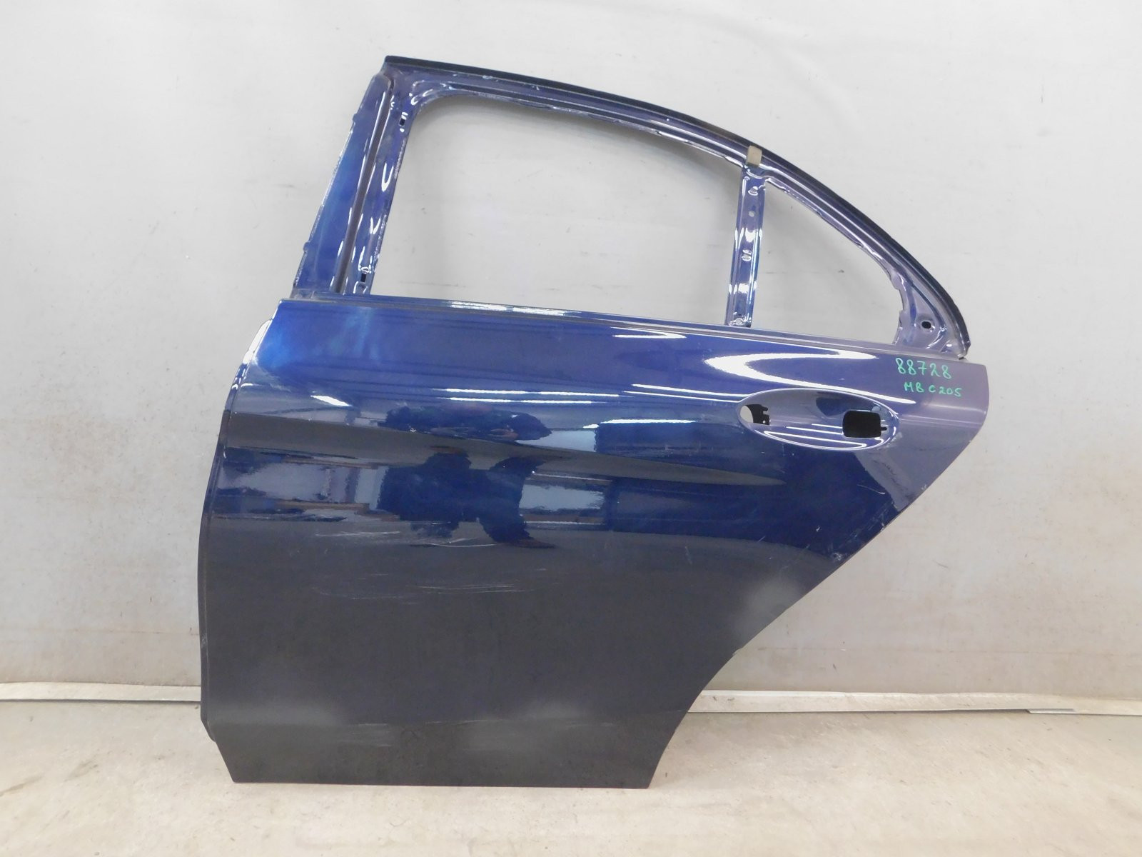 Дверь задняя левая Mercedes-Benz C-Klasse W205 2013>