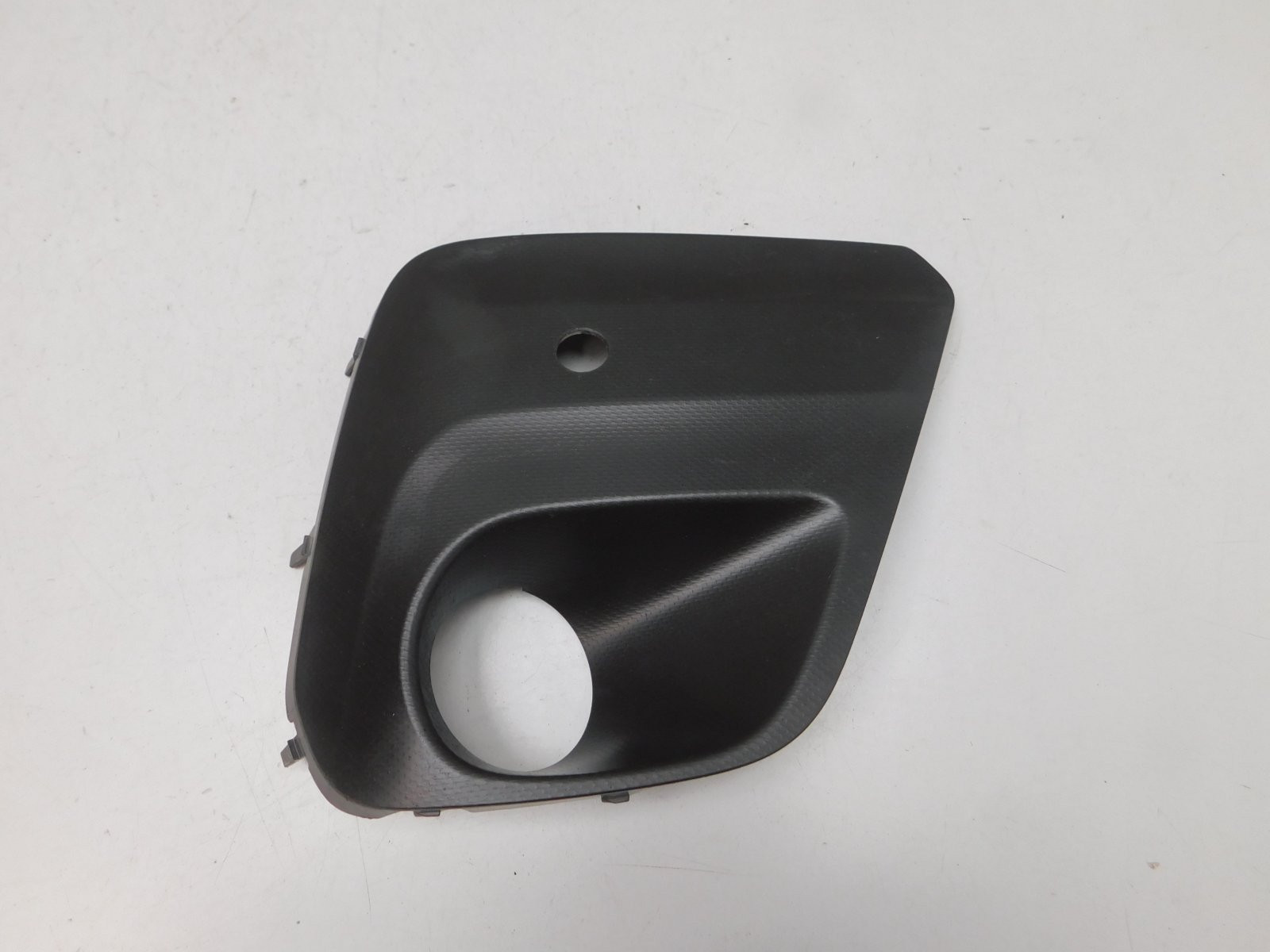 Решетка в бампер правая Subaru Forester (S14) 2018>