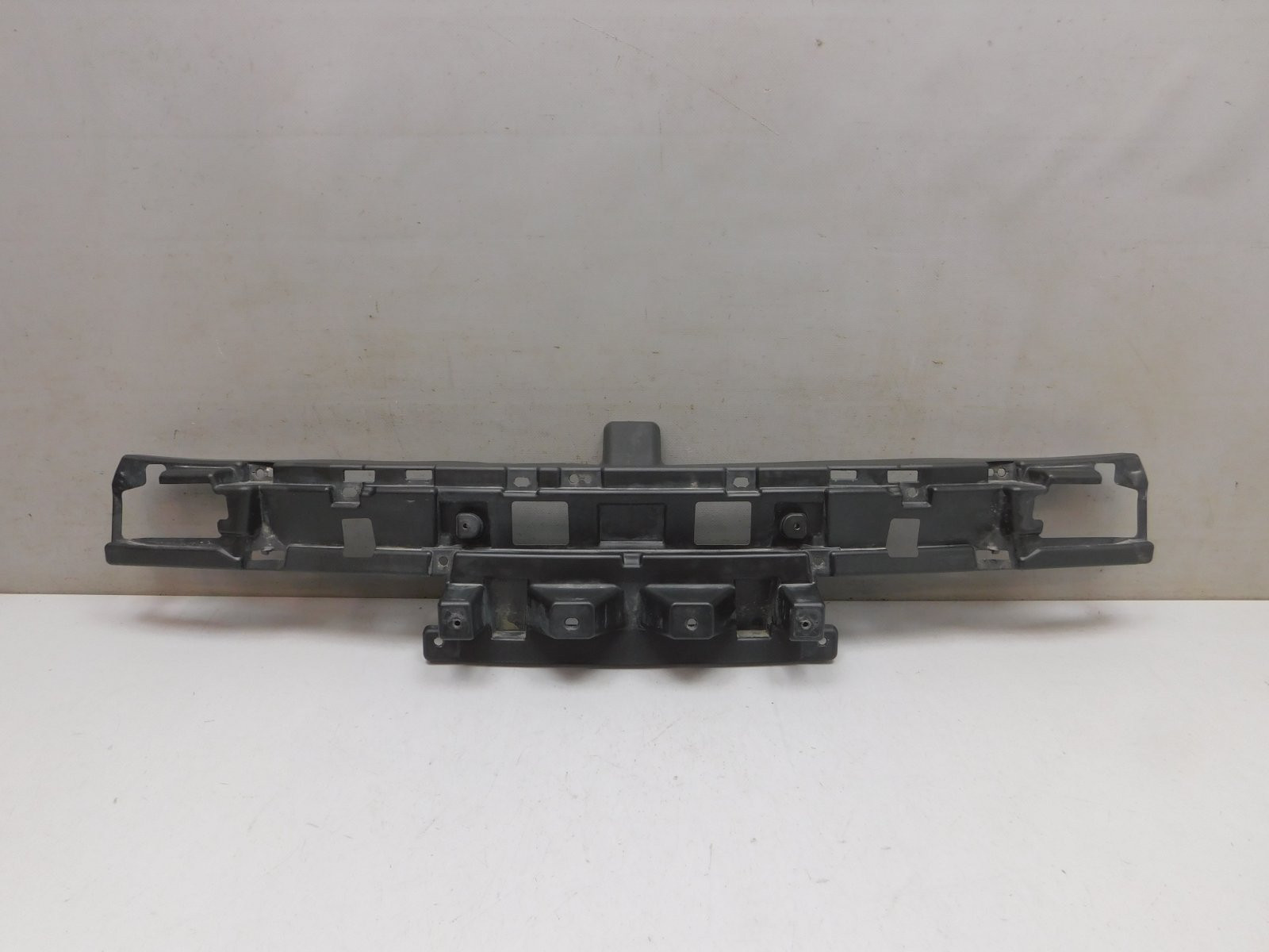 Кронштейн решетки радиатора Lexus LX 570 (URJ200) 2007>