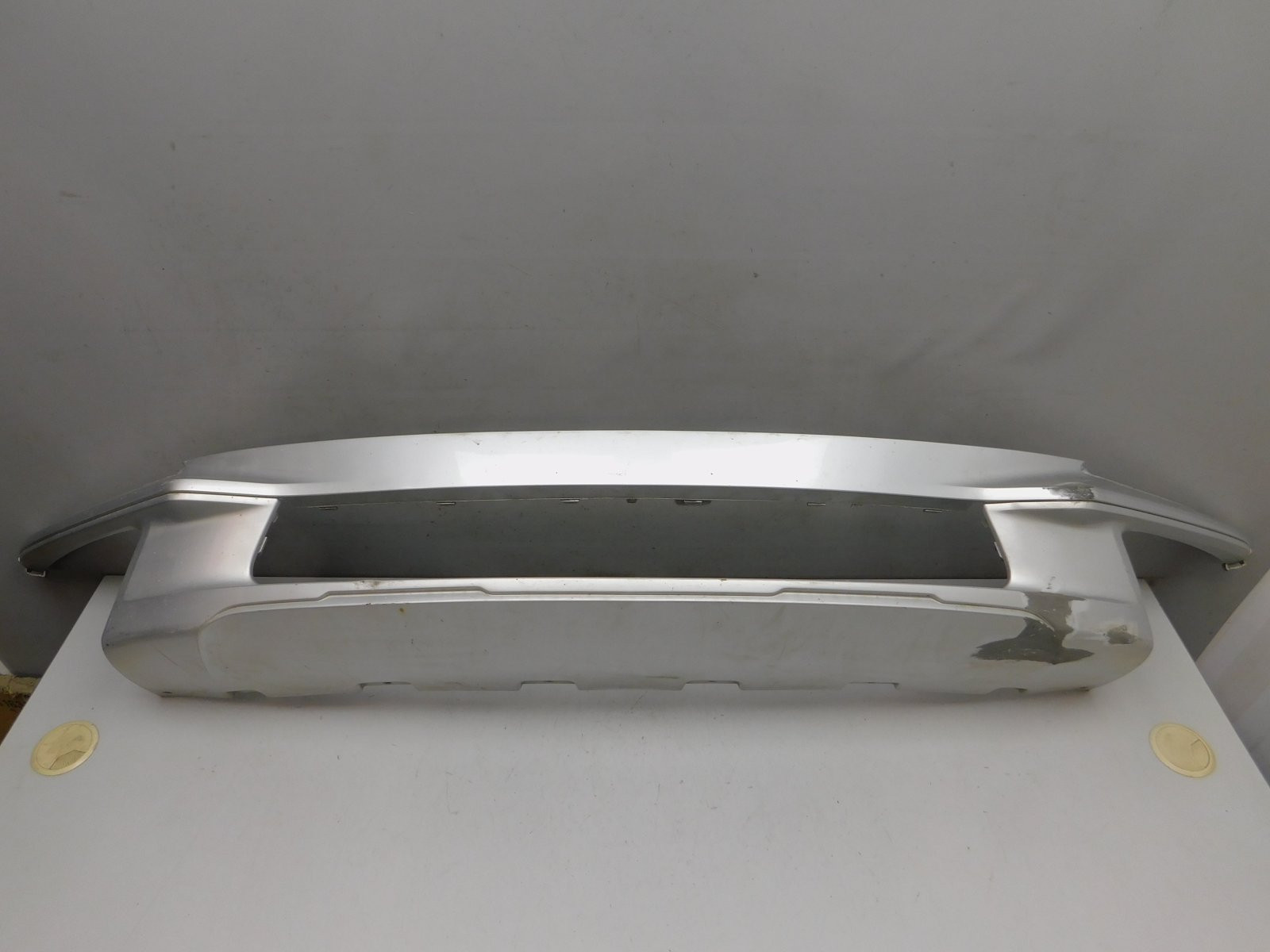 Накладка переднего бампера Volvo V90 Cross Country 2017>