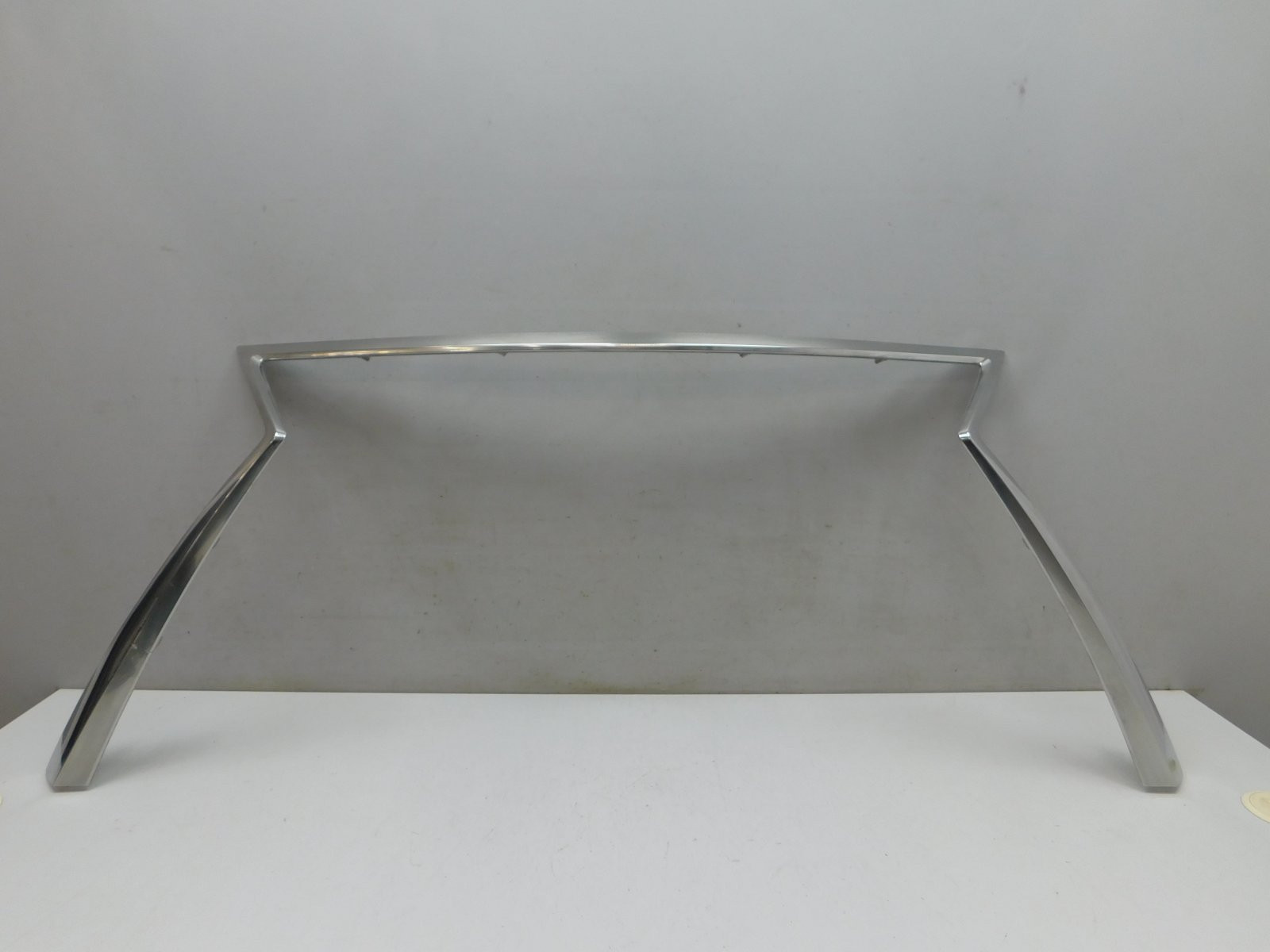 Молдинг решетки радиатора Lexus RX IV 2015>