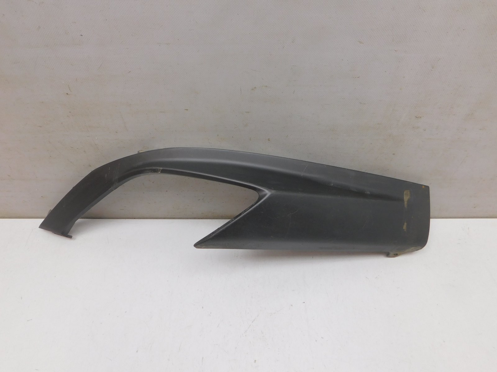 Накладка заднего бампера правая Lexus RX IV 2015>